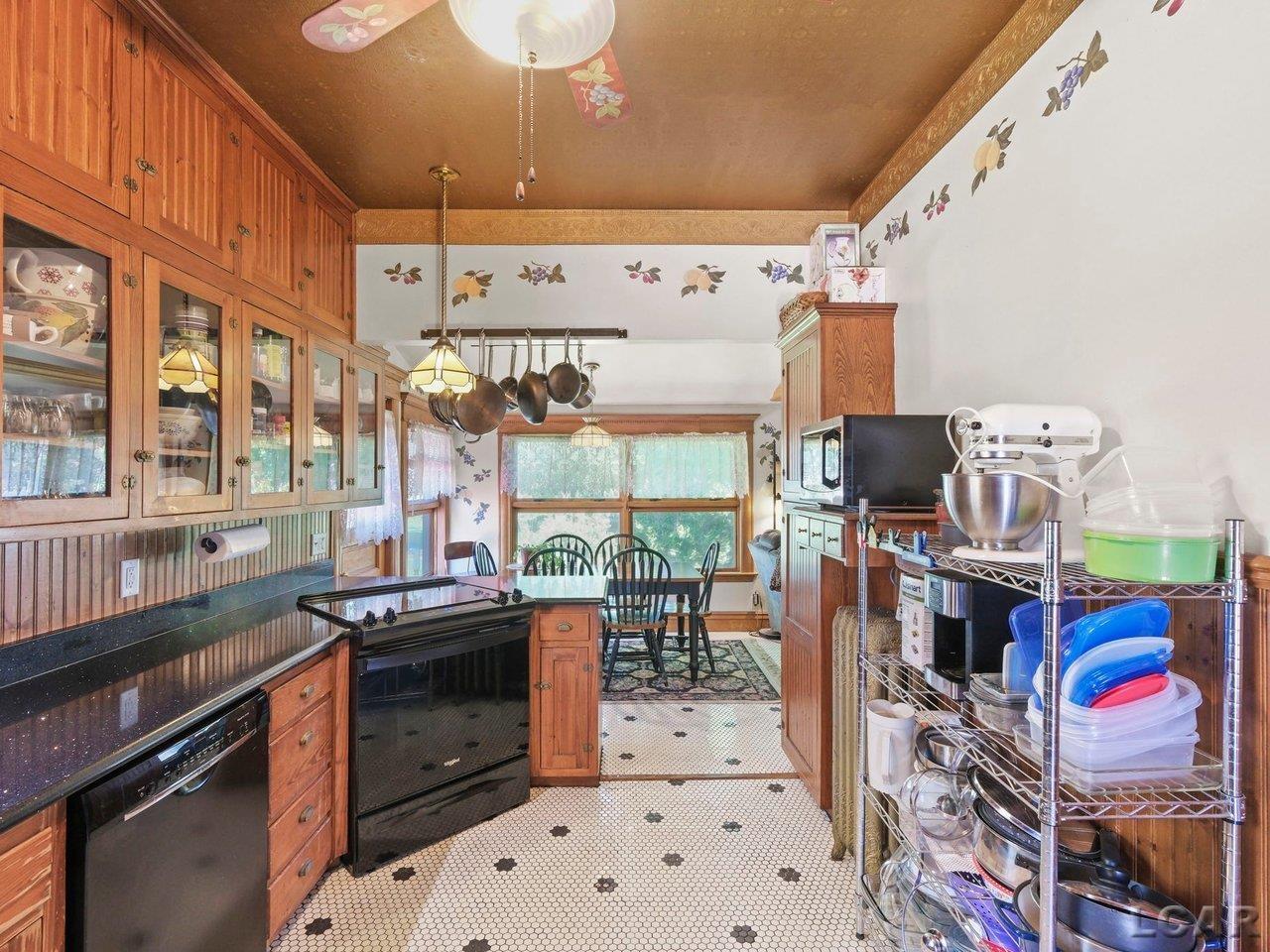 226 Giles Avenue Property Photo 16