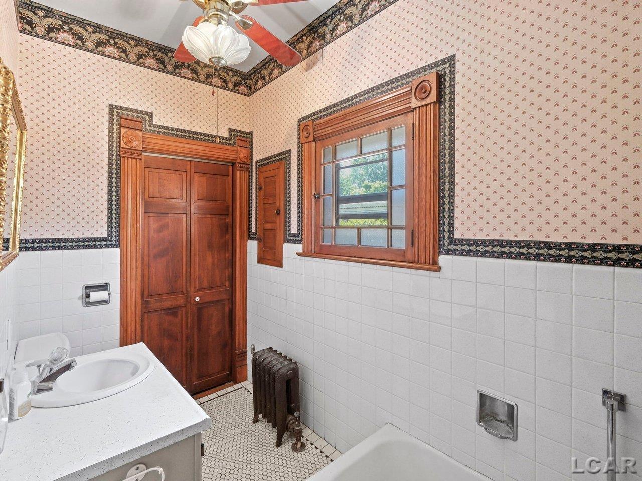 226 Giles Avenue Property Photo 20