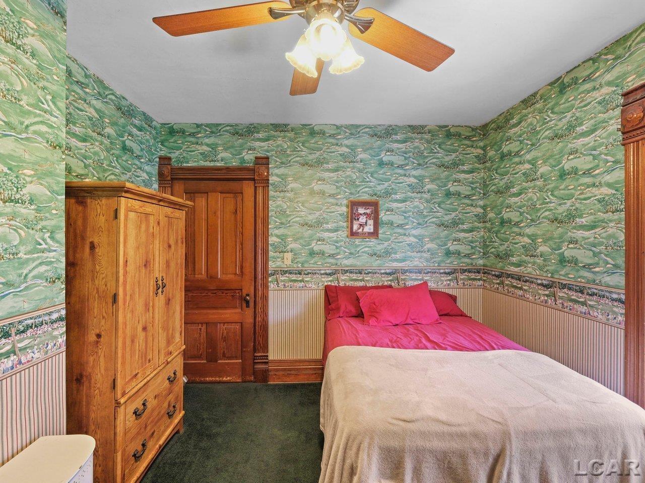 226 Giles Avenue Property Photo 37