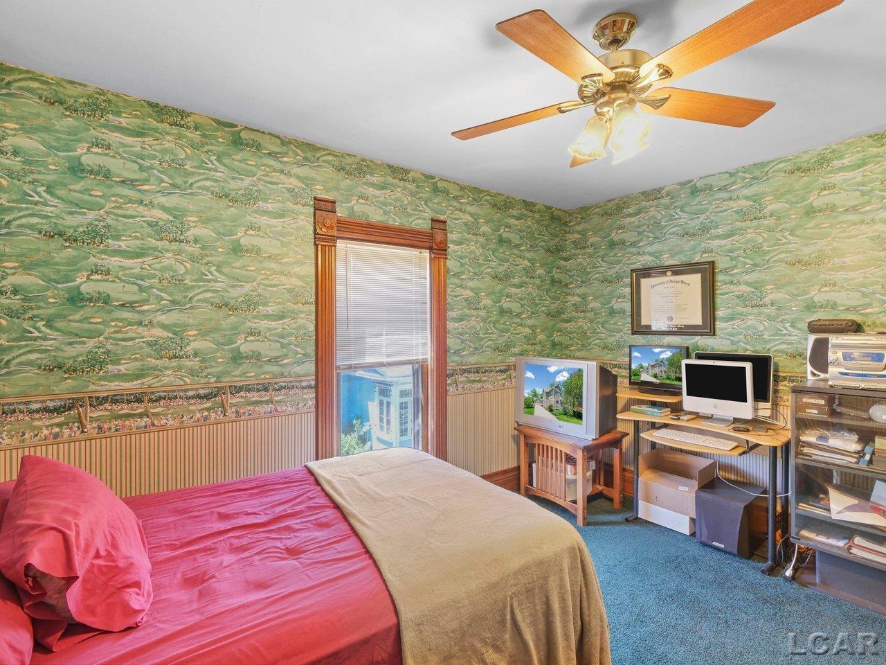 226 Giles Avenue Property Photo 38