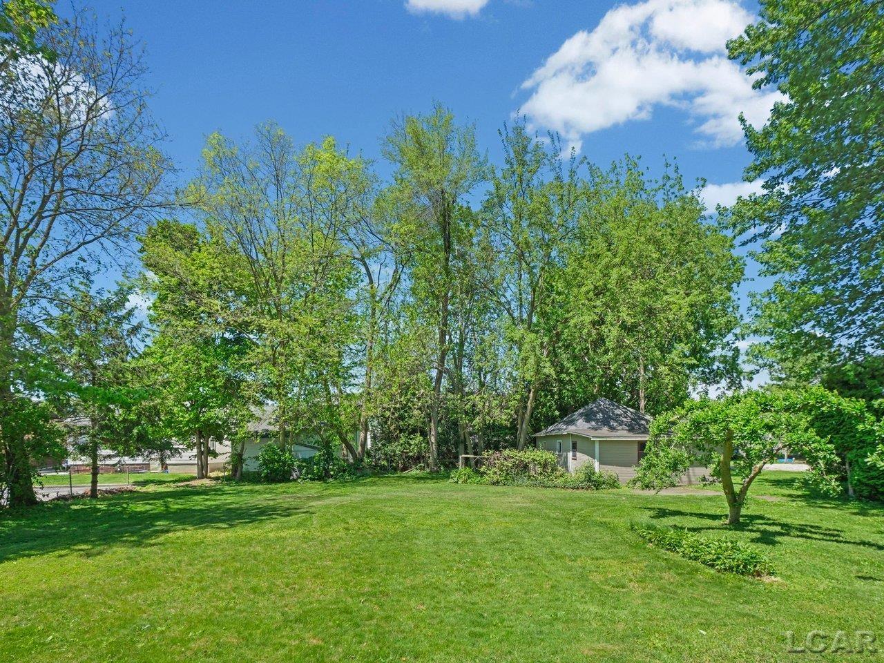226 Giles Avenue Property Photo 45