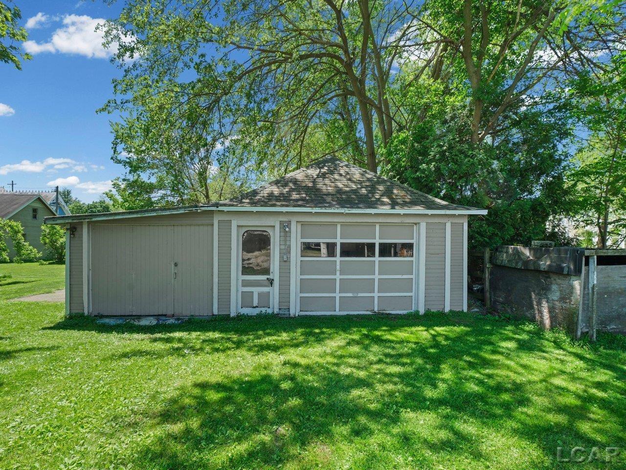 226 Giles Avenue Property Photo 50