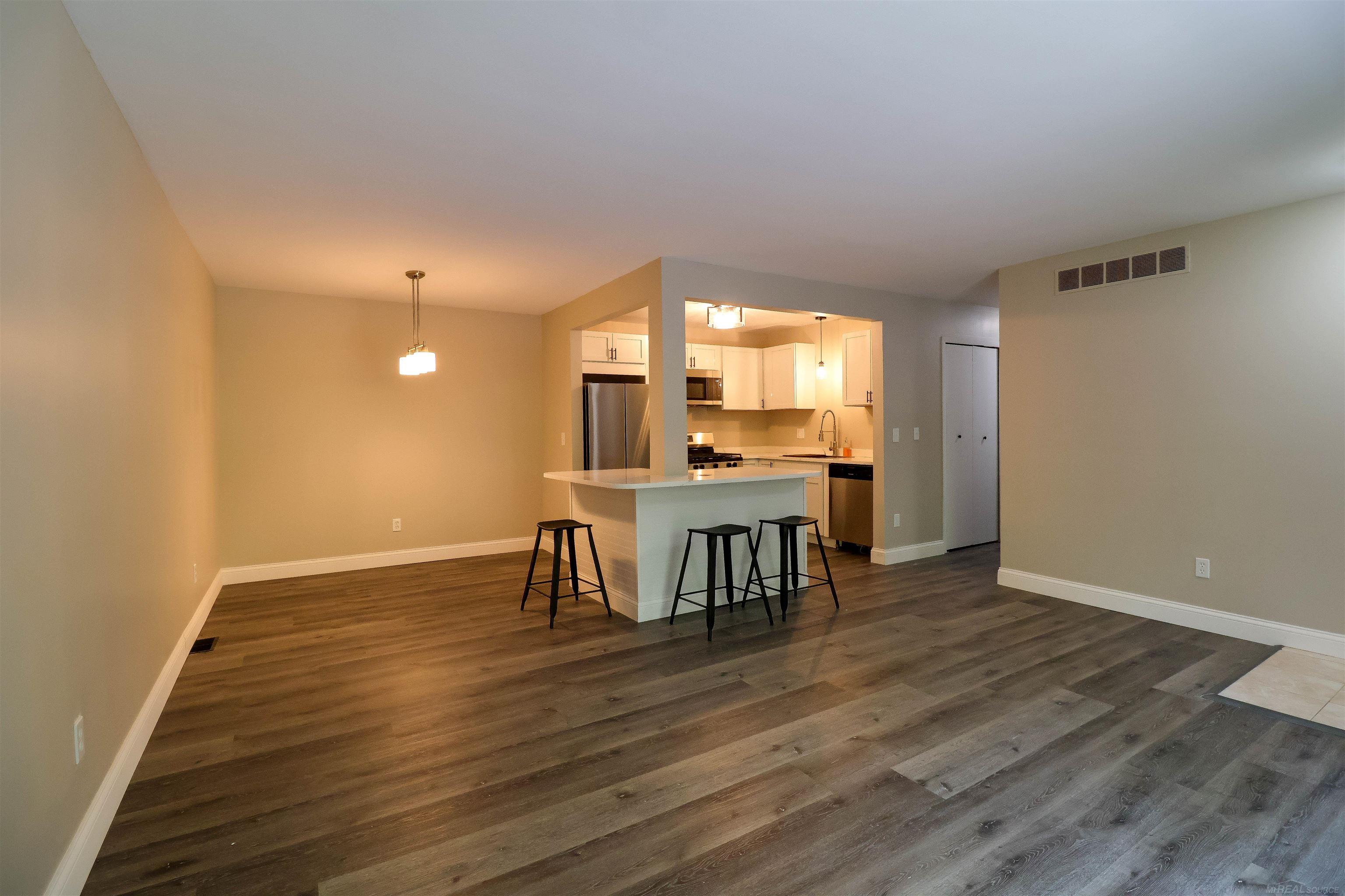 35338 Bristlecone Drive Property Photo 3