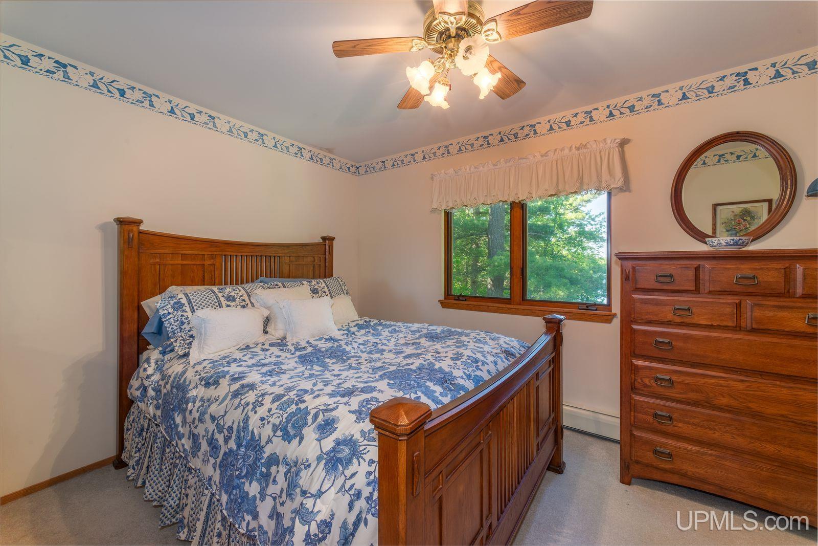 8 Gold Drive Property Photo 11