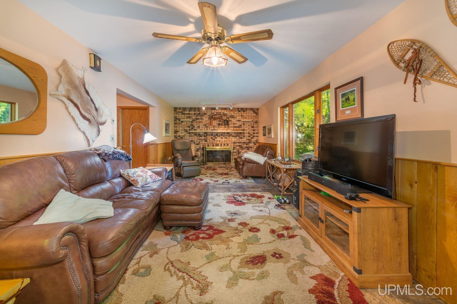 8 Gold Drive Property Photo 16