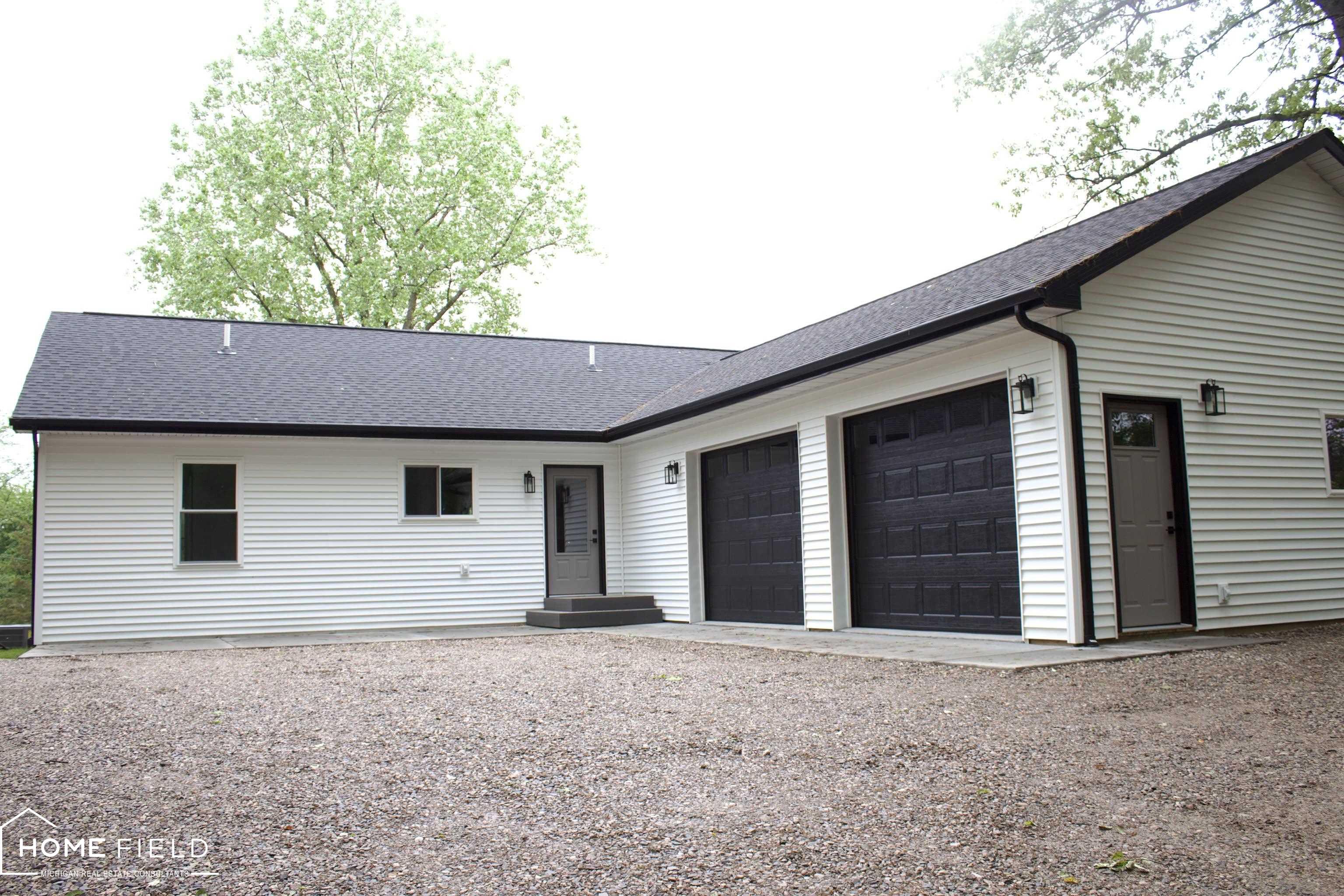 11175 S State Road Property Photo 1