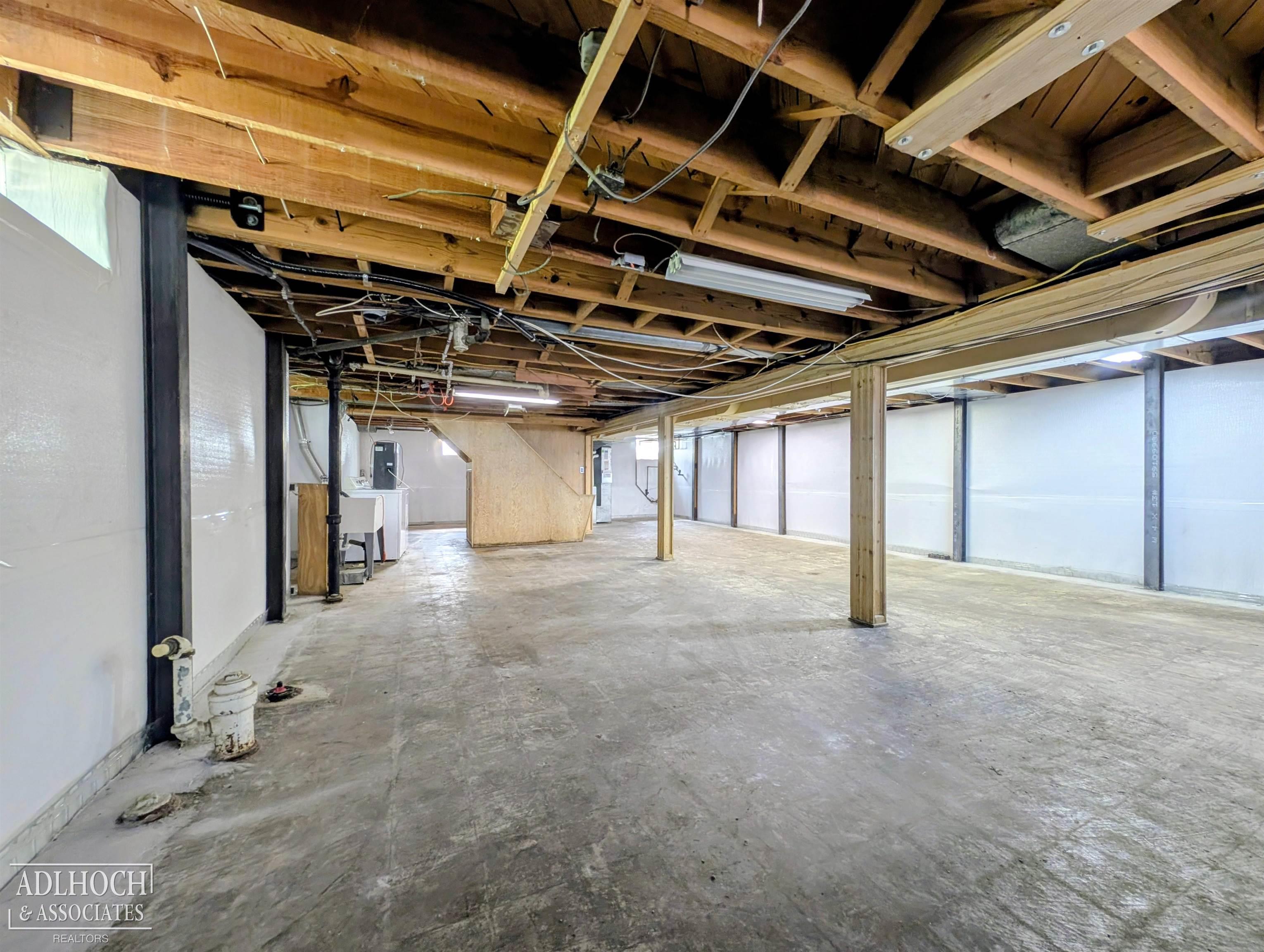 2168 Allard Road Property Photo 13