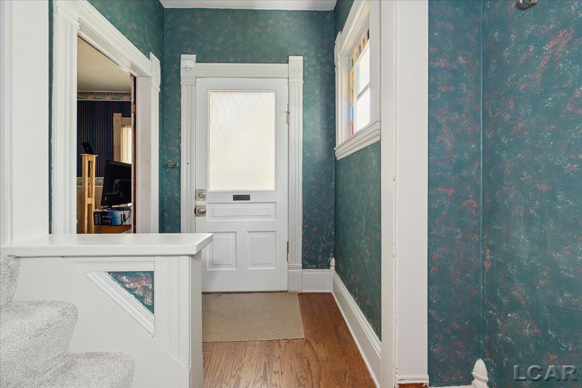 611 State Street Property Photo 5