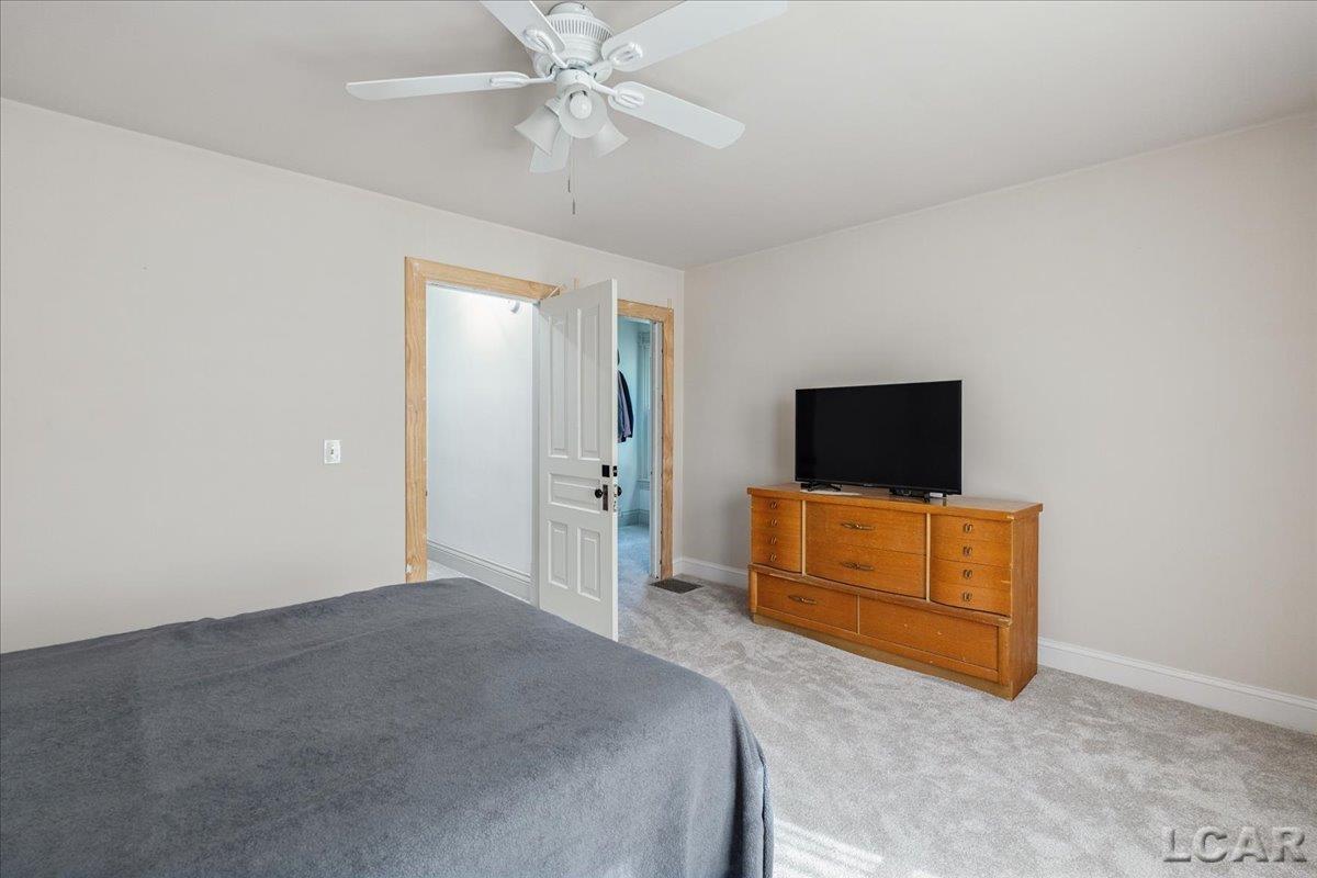 611 State Street Property Photo 8