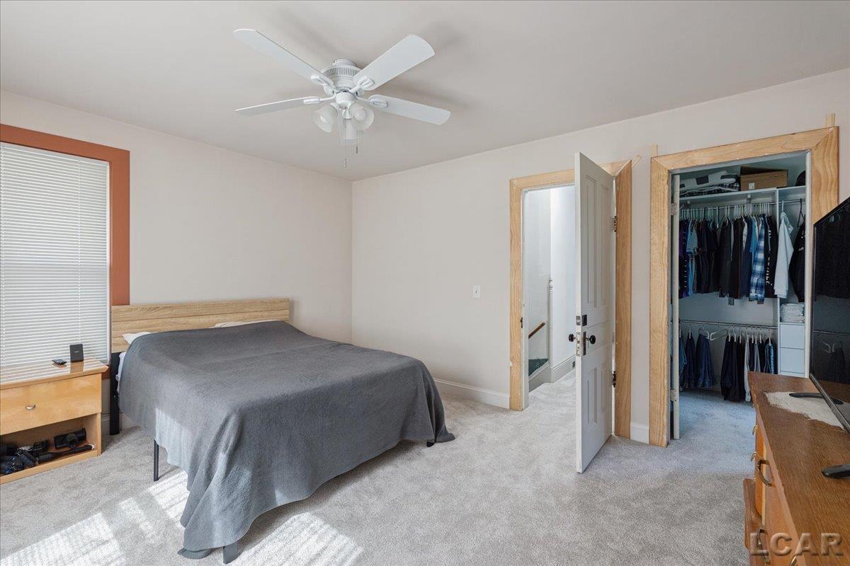 611 State Street Property Photo 9