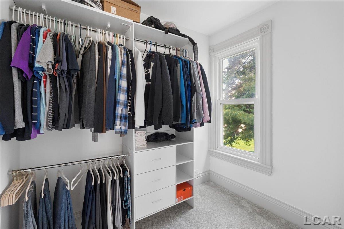 611 State Street Property Photo 10