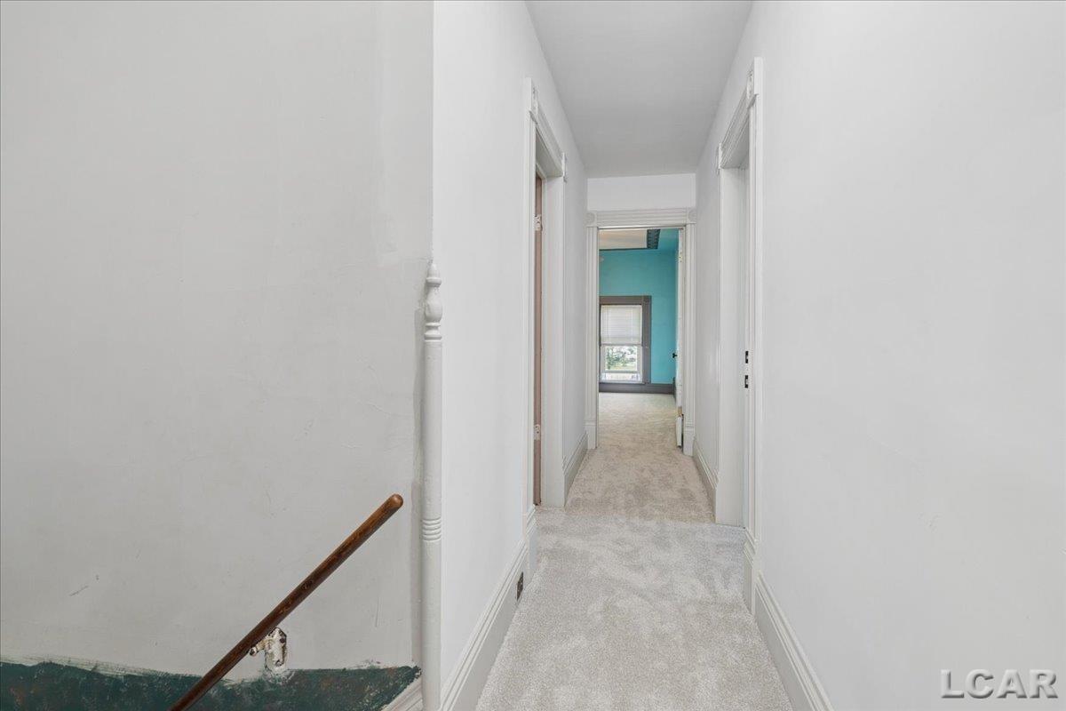 611 State Street Property Photo 11