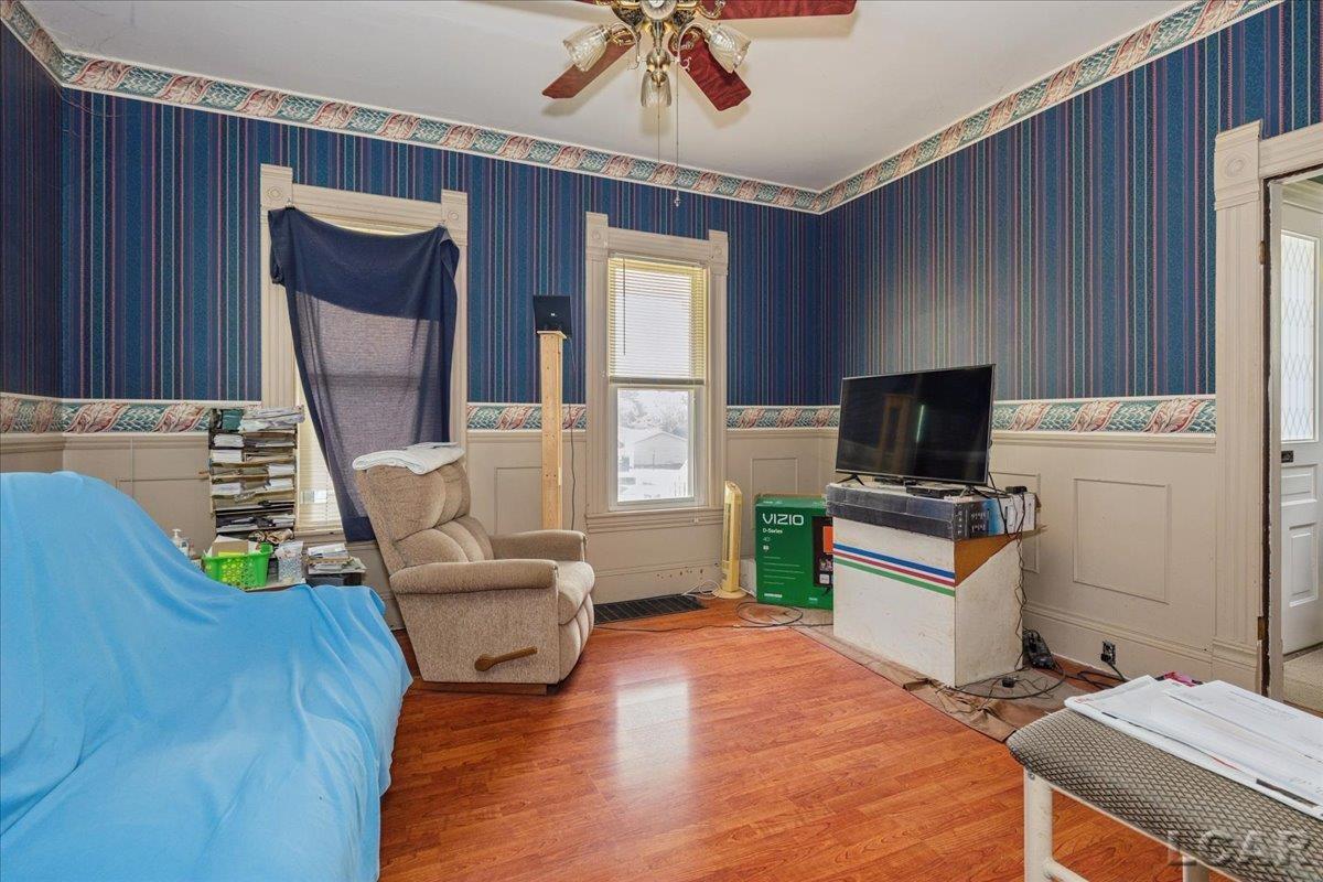 611 State Street Property Photo 22