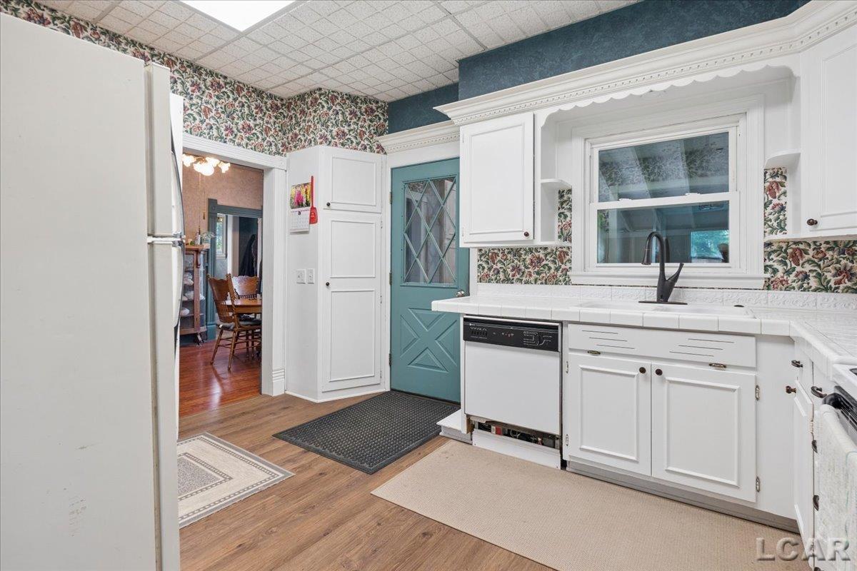 611 State Street Property Photo 27