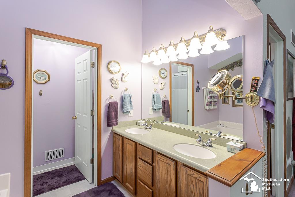 6820 Stonegate Drive Property Photo 23