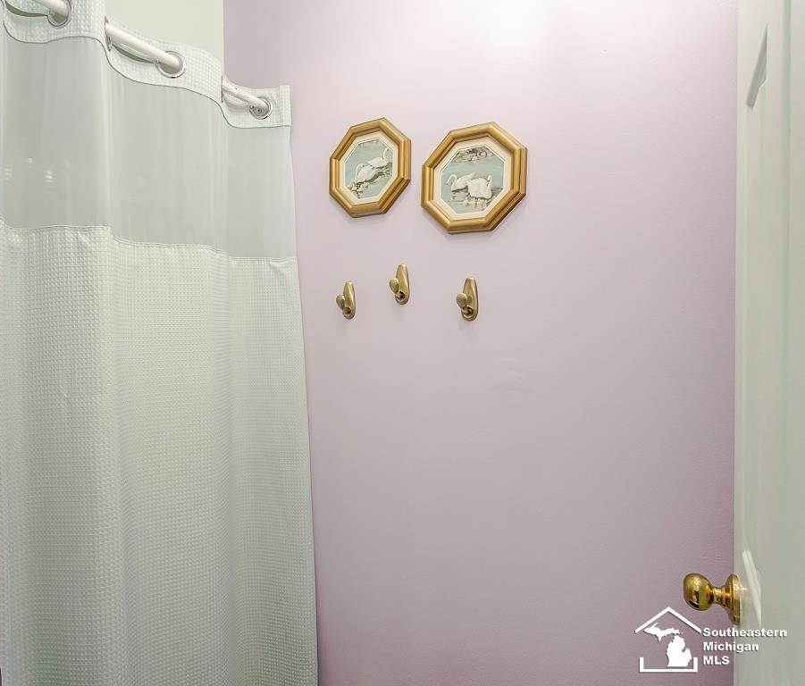 6820 Stonegate Drive Property Photo 25