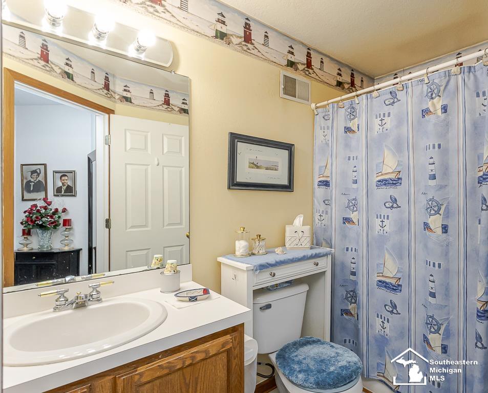 6820 Stonegate Drive Property Photo 32
