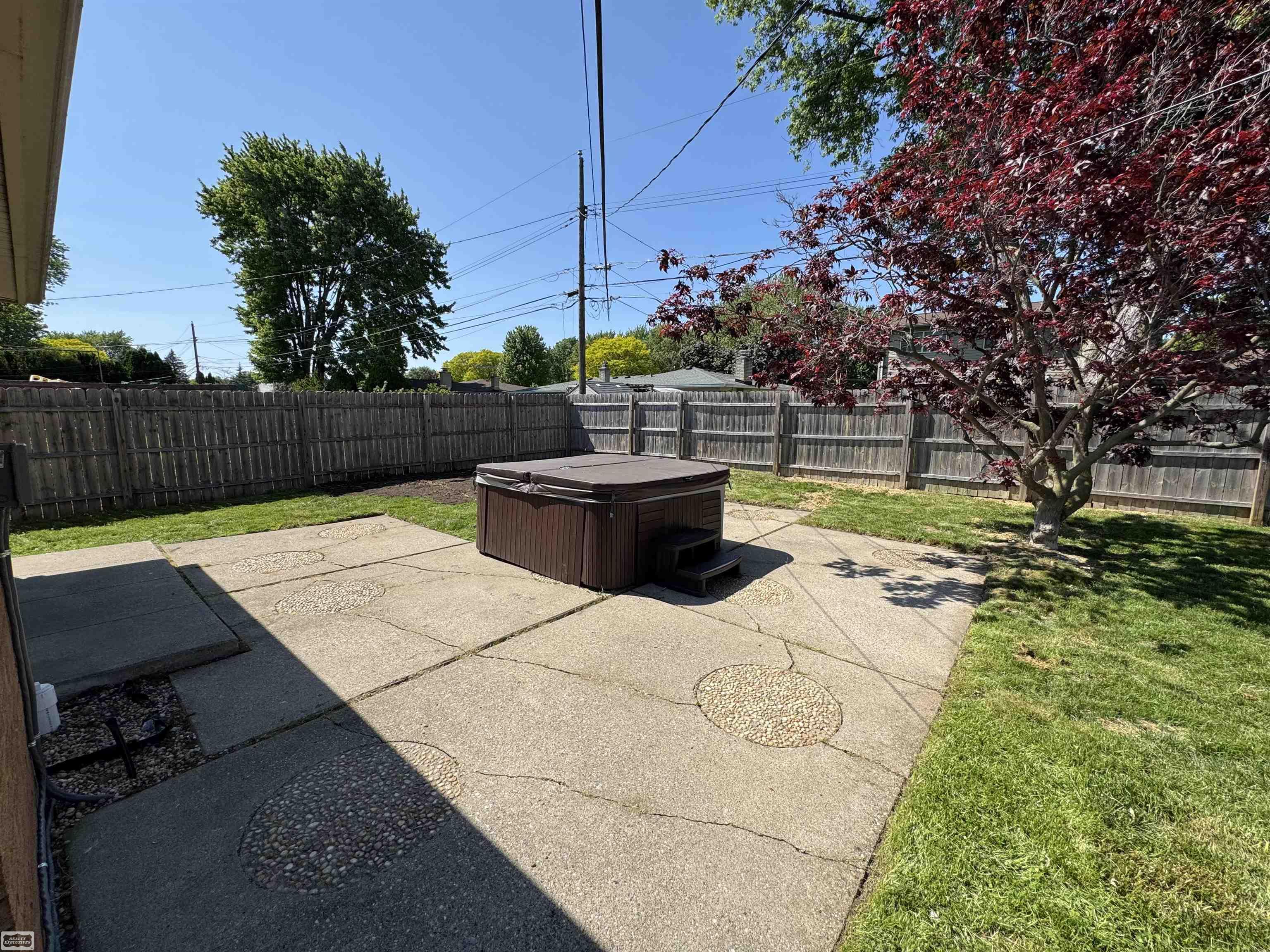 11489 Anna Lisa Street Property Photo 8