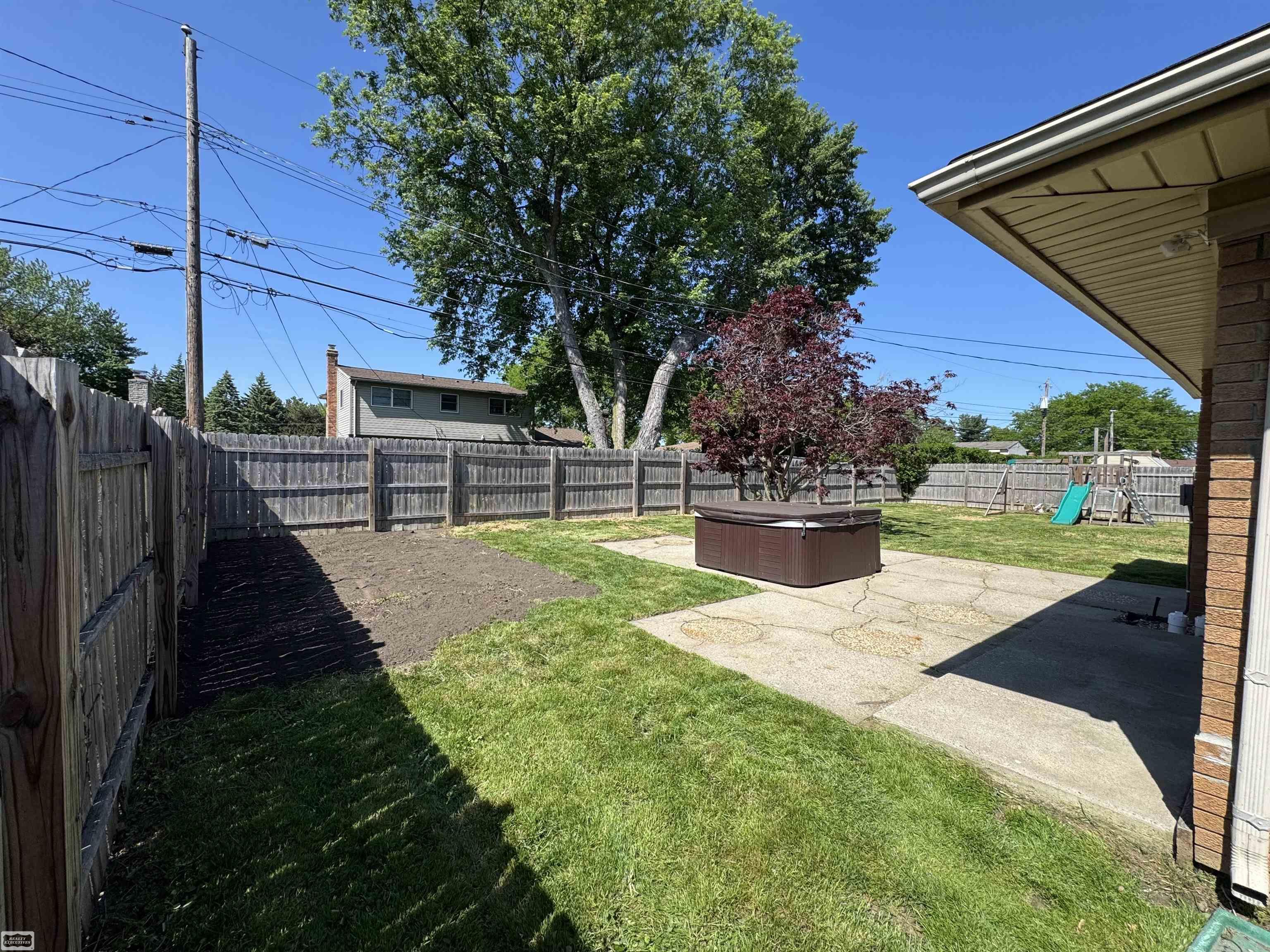 11489 Anna Lisa Street Property Photo 9