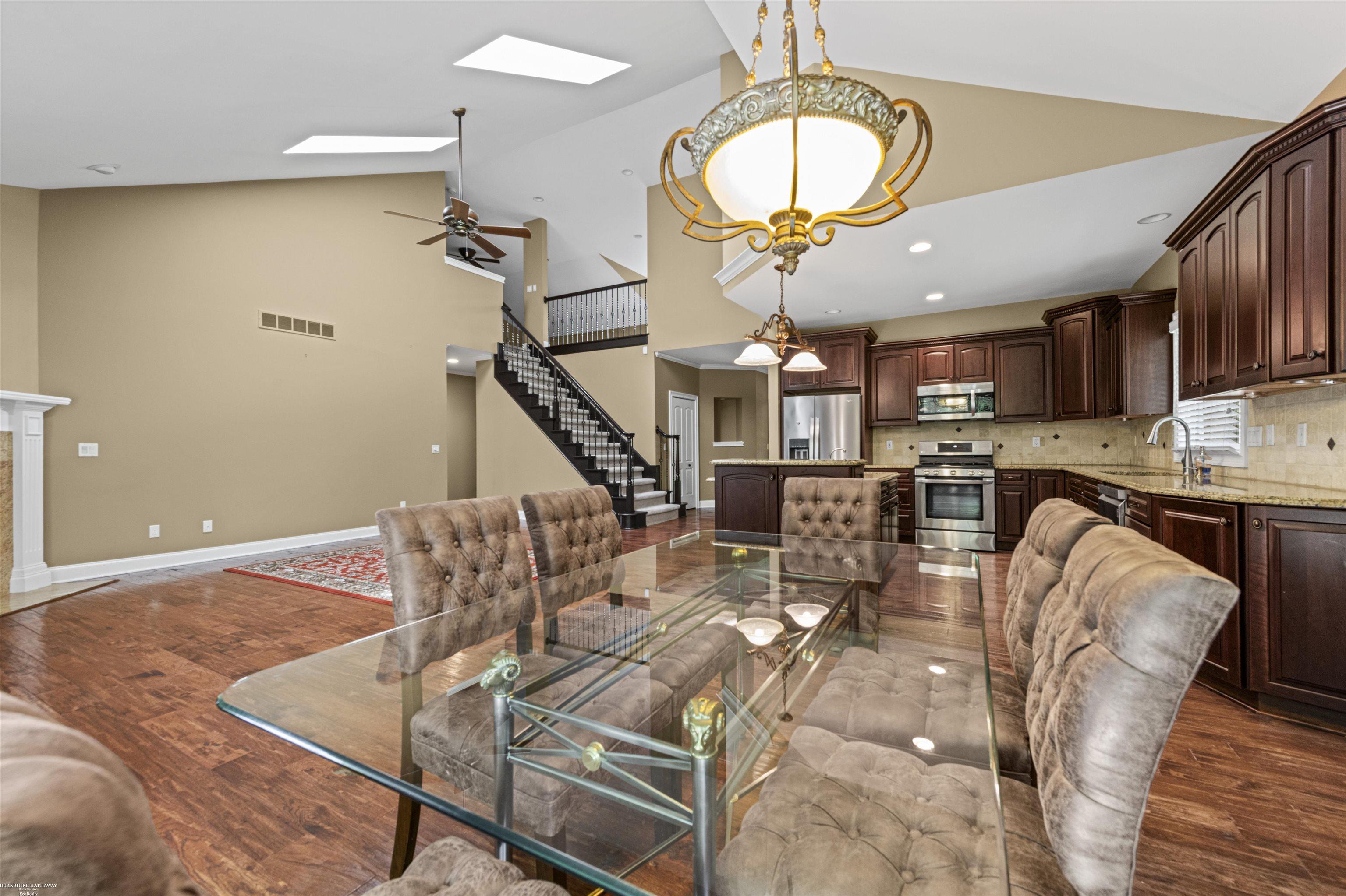 50804 Redwood Lane Property Photo 10