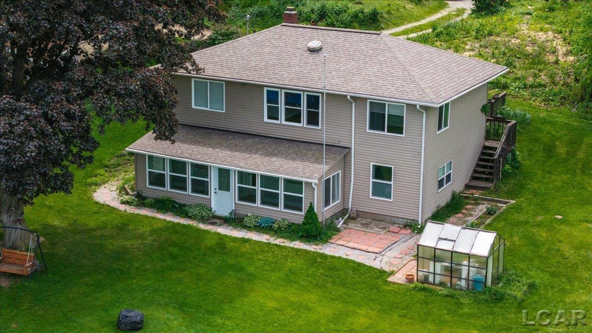 1400 Lakeview Drive Property Photo 1
