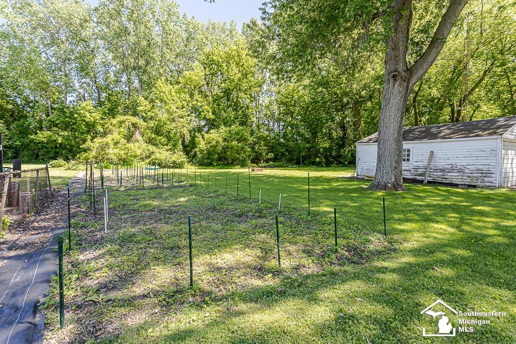 13838 Bayside Drive Property Photo 34