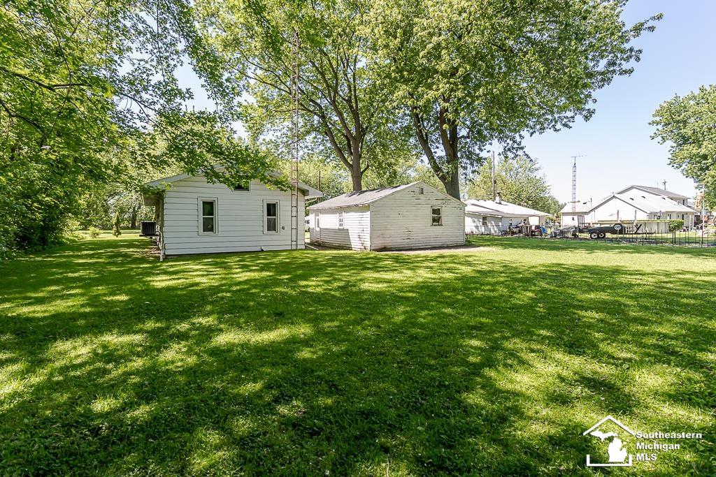 13838 Bayside Drive Property Photo 38