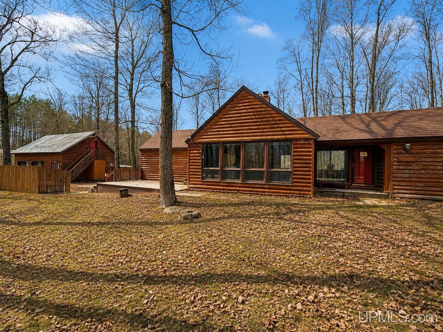 N17537 County Road 400 Road Property Photo 1
