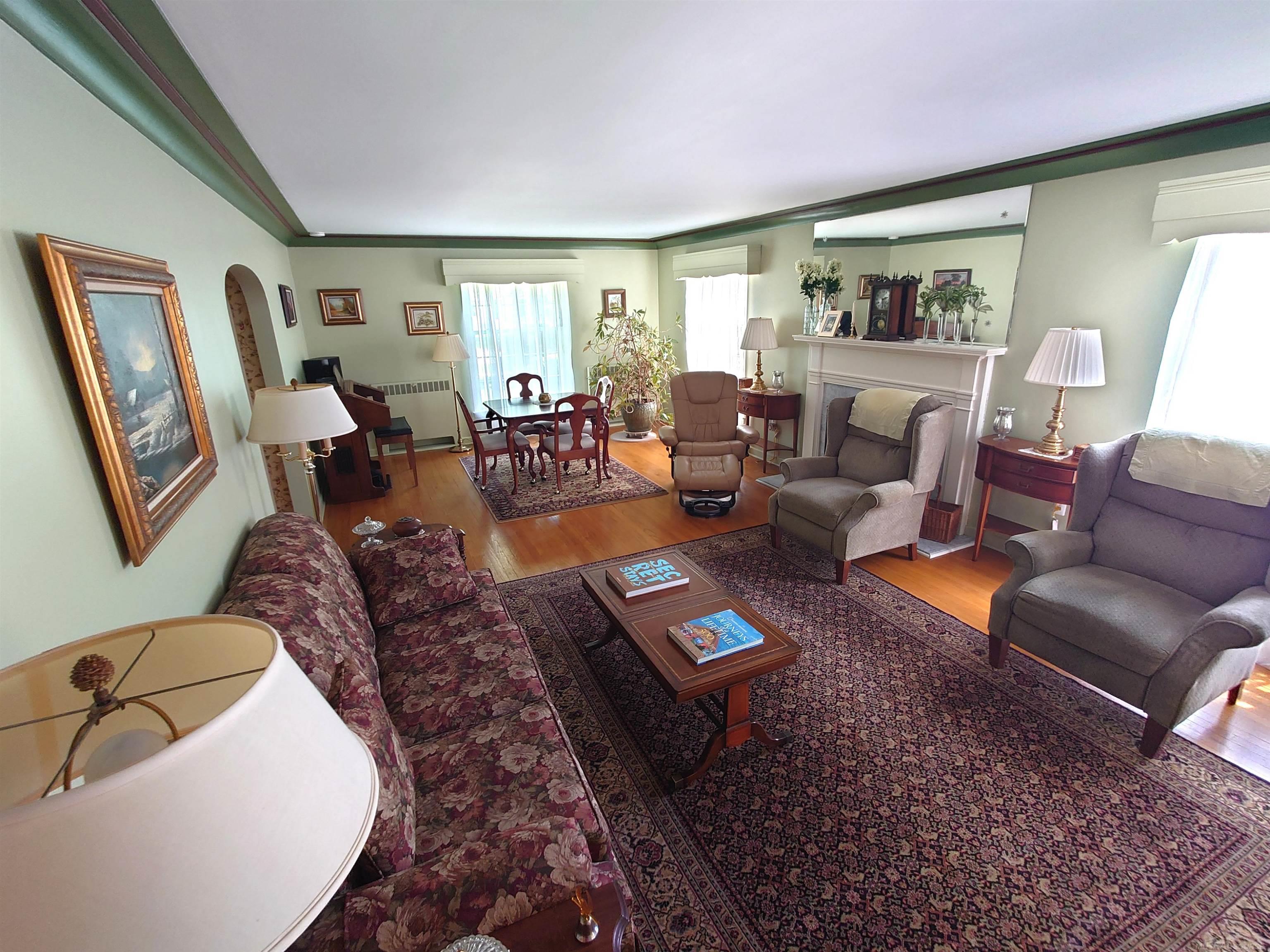 130 S Wilson Boulevard Property Photo 9