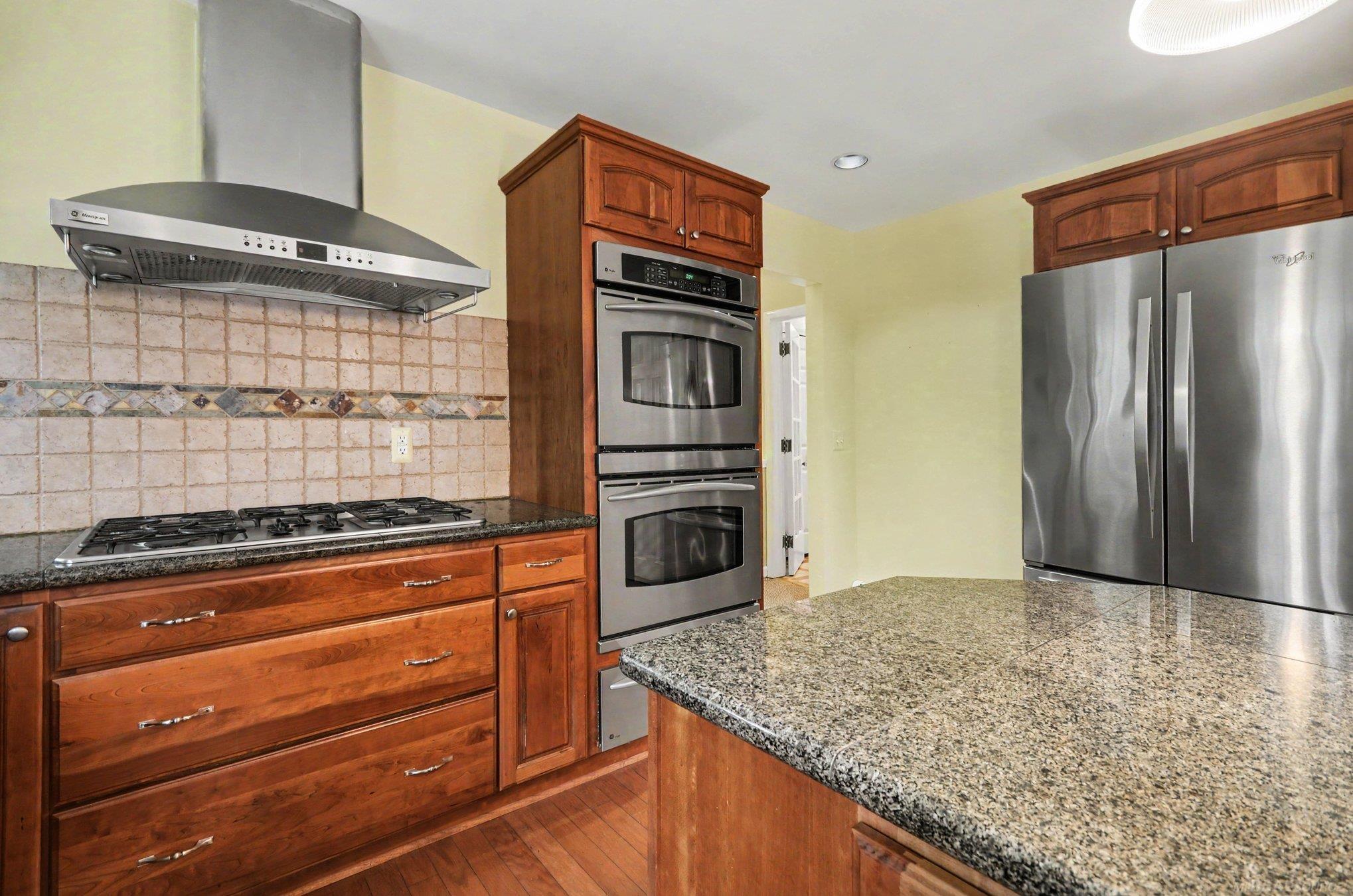 130 S Wilson Boulevard Property Photo 14