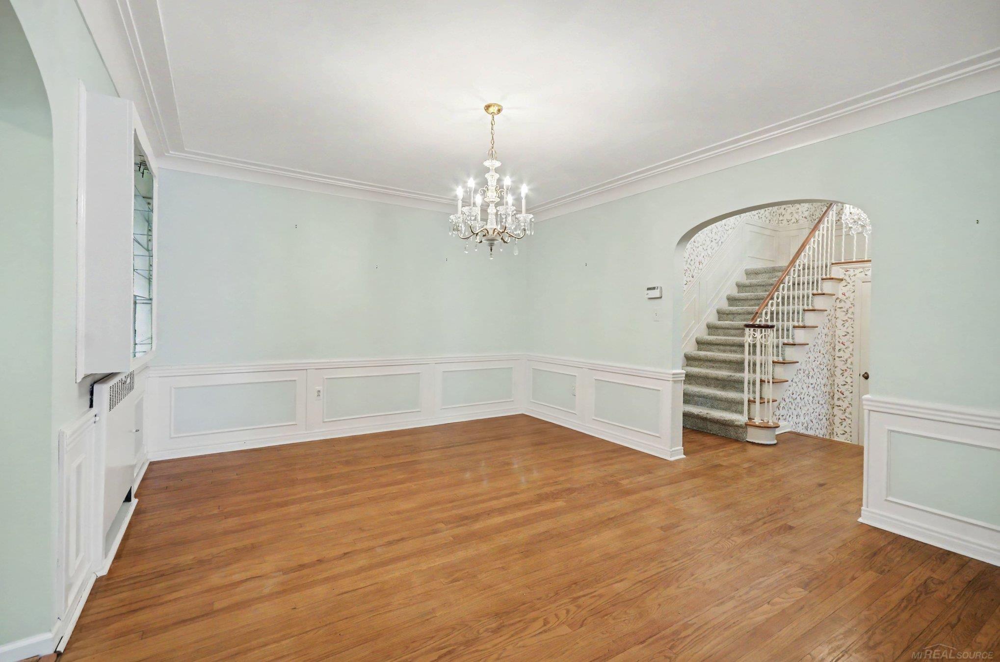 130 S Wilson Boulevard Property Photo 20