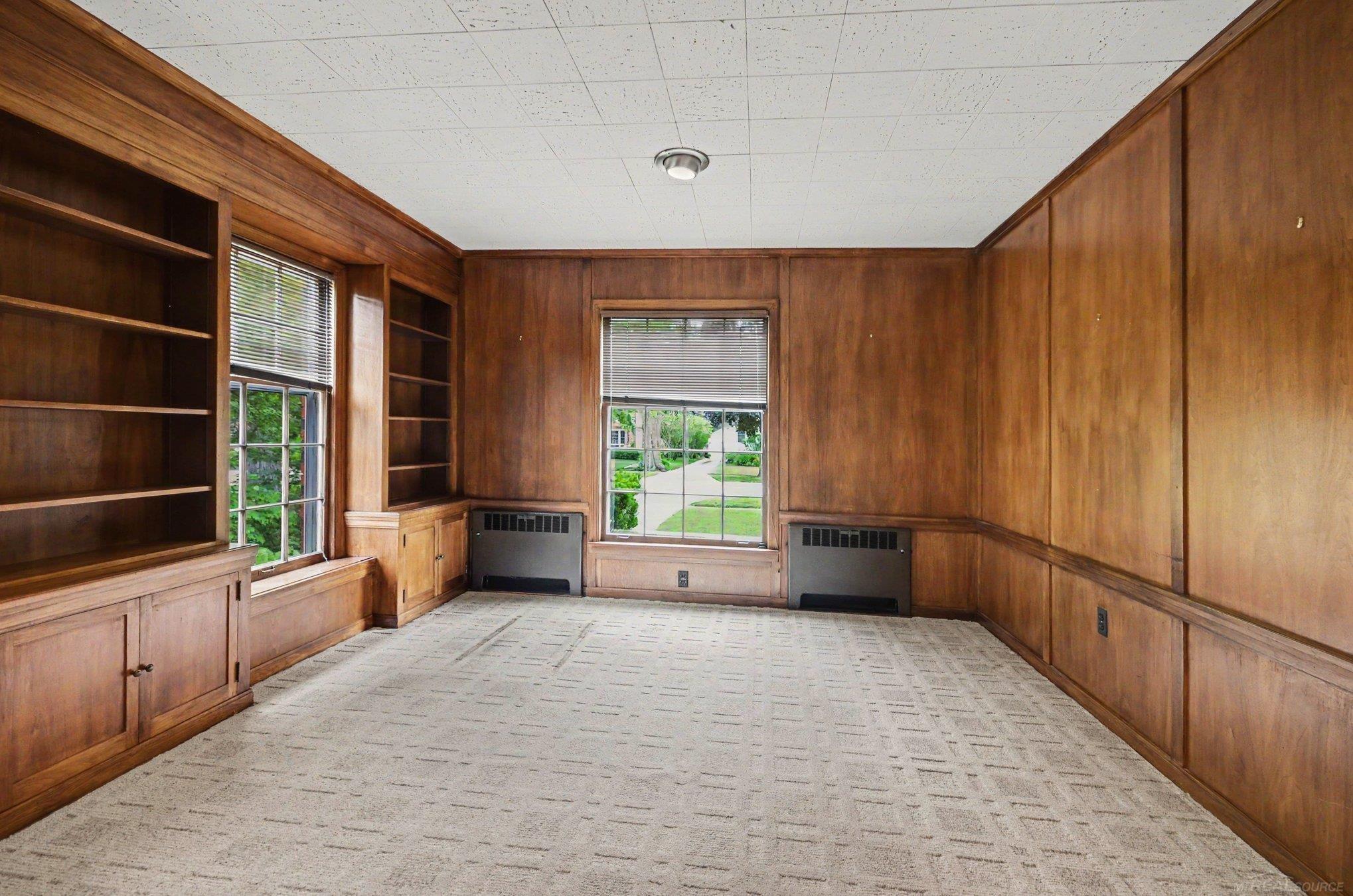 130 S Wilson Boulevard Property Photo 22