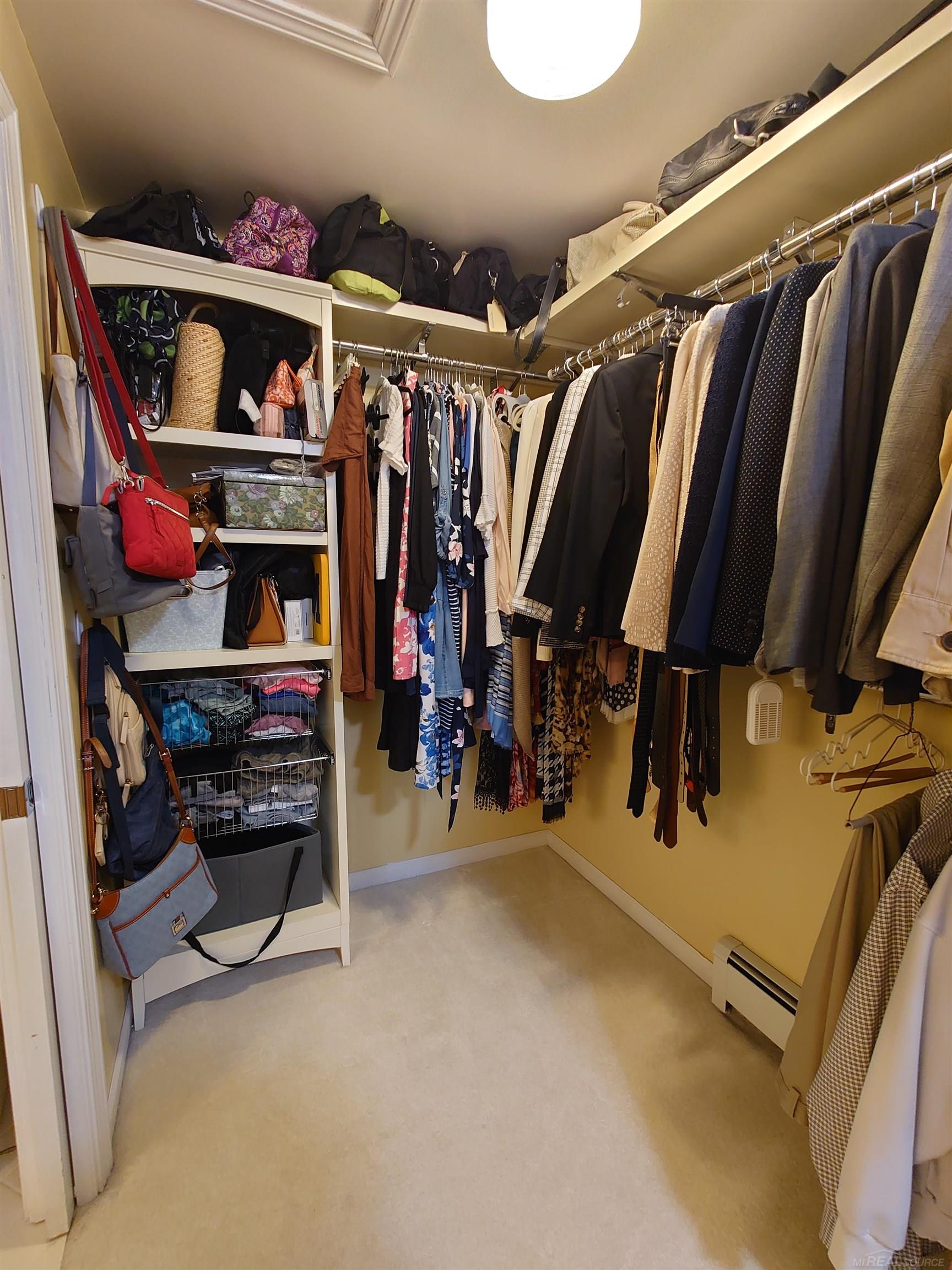130 S Wilson Boulevard Property Photo 29