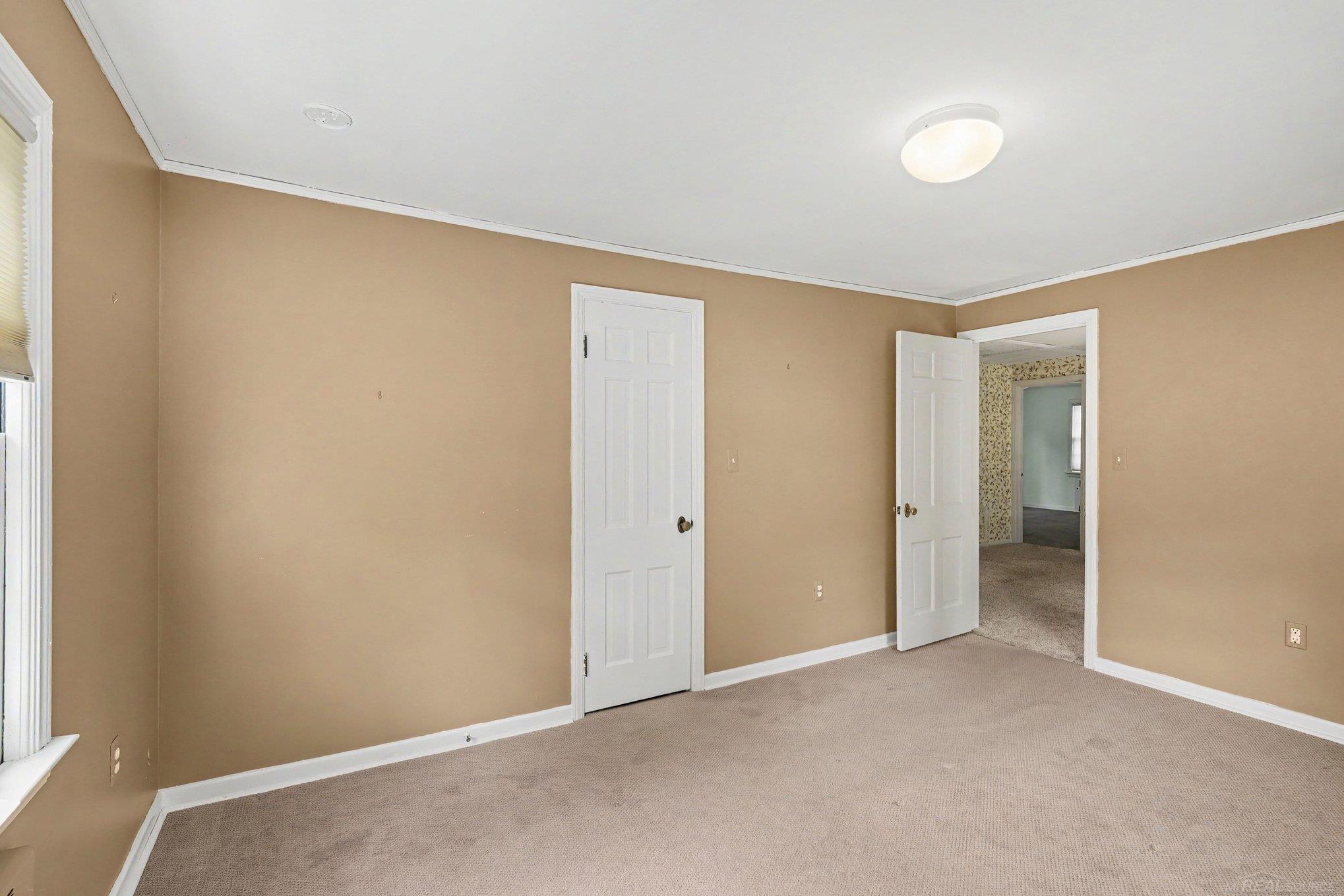 130 S Wilson Boulevard Property Photo 37