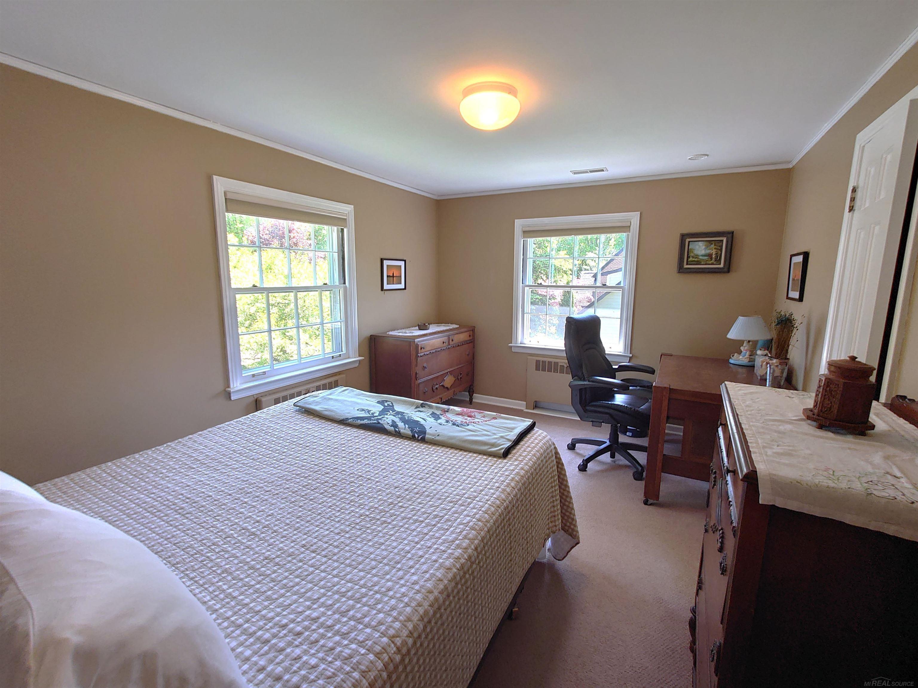 130 S Wilson Boulevard Property Photo 38