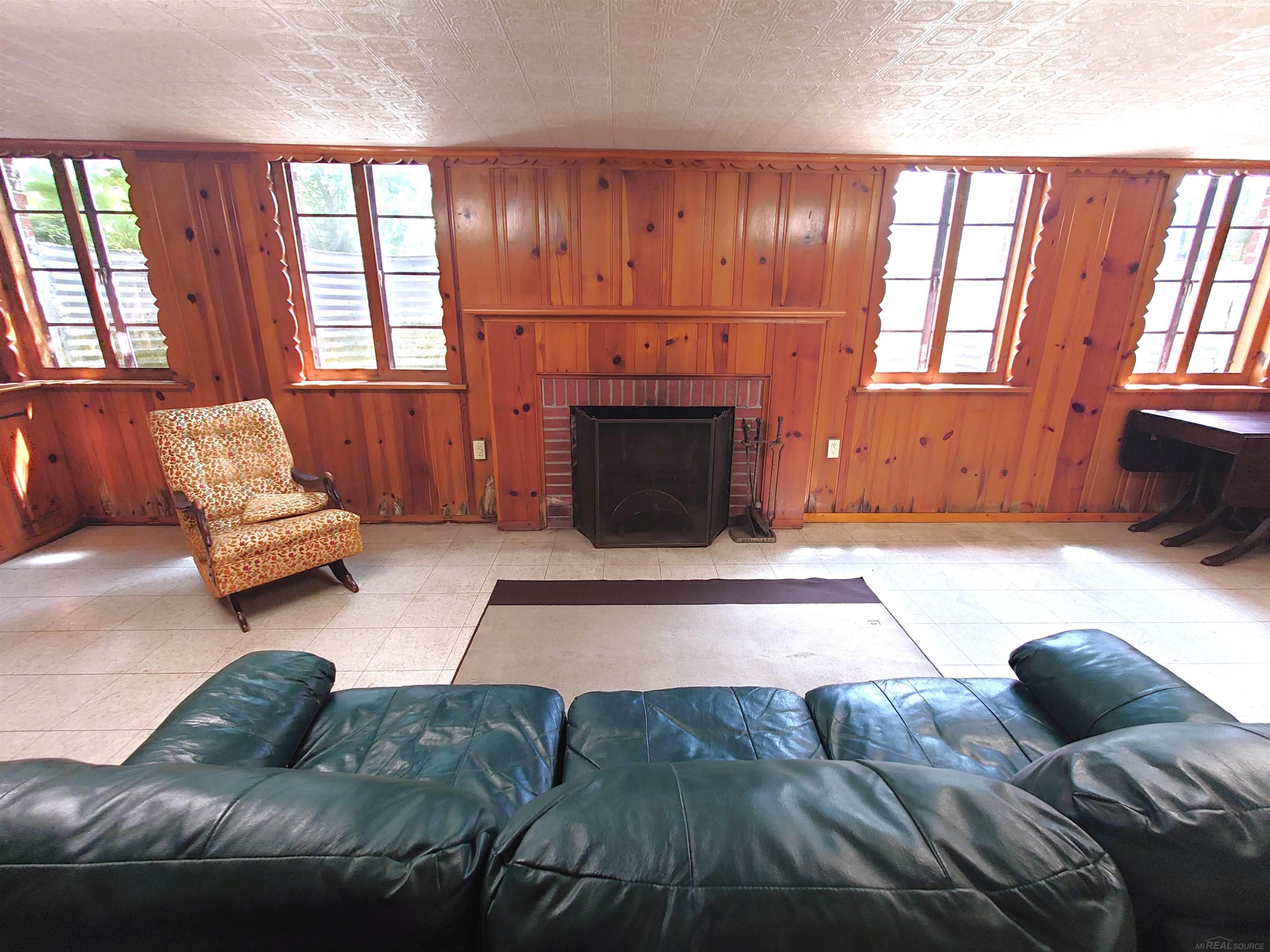 130 S Wilson Boulevard Property Photo 49