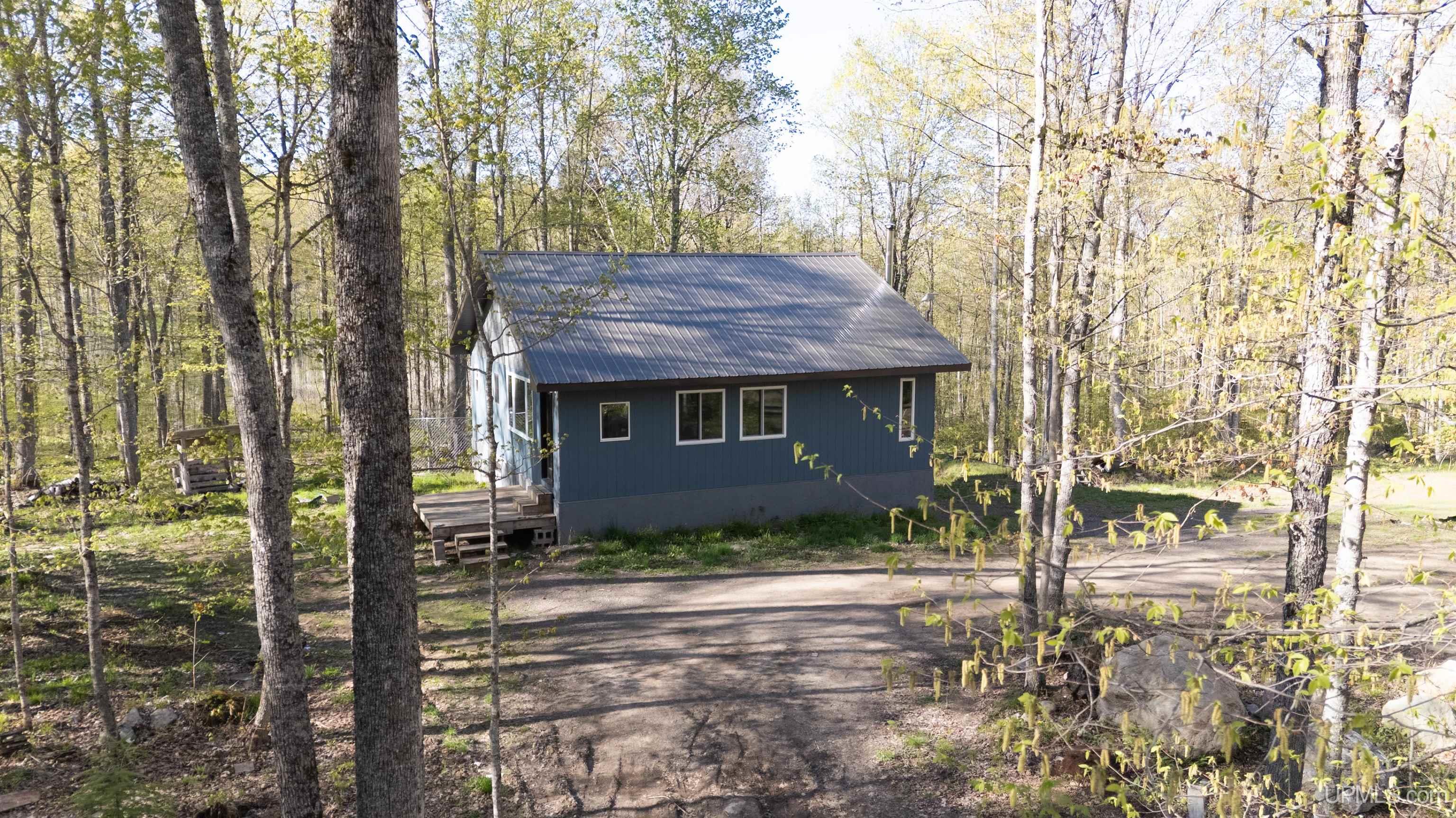 549 Sheltrow Road Property Photo 1