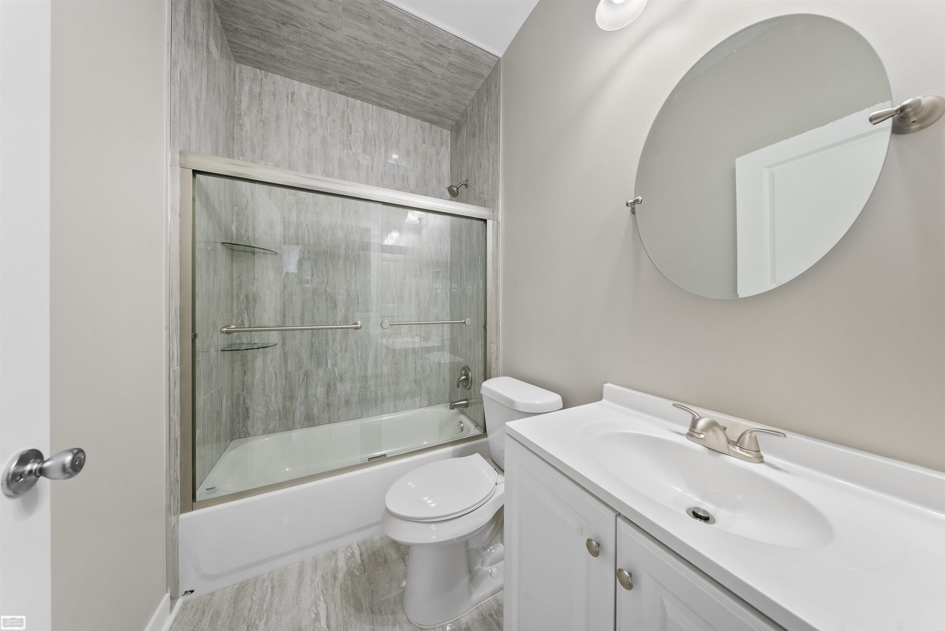 403 Voorheis Street Property Photo 9