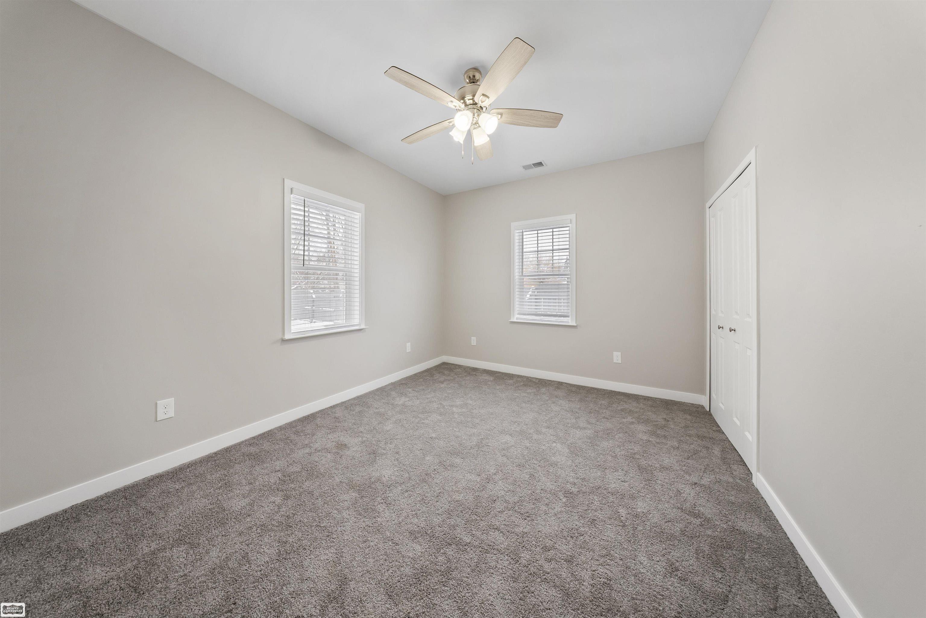 403 Voorheis Street Property Photo 18