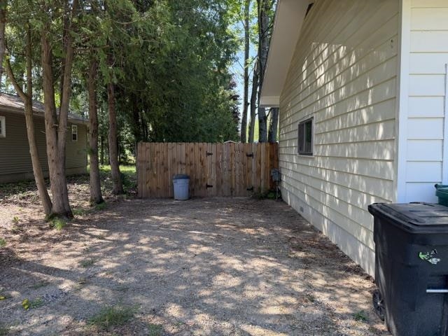 3140 Lee St Street Property Photo 3