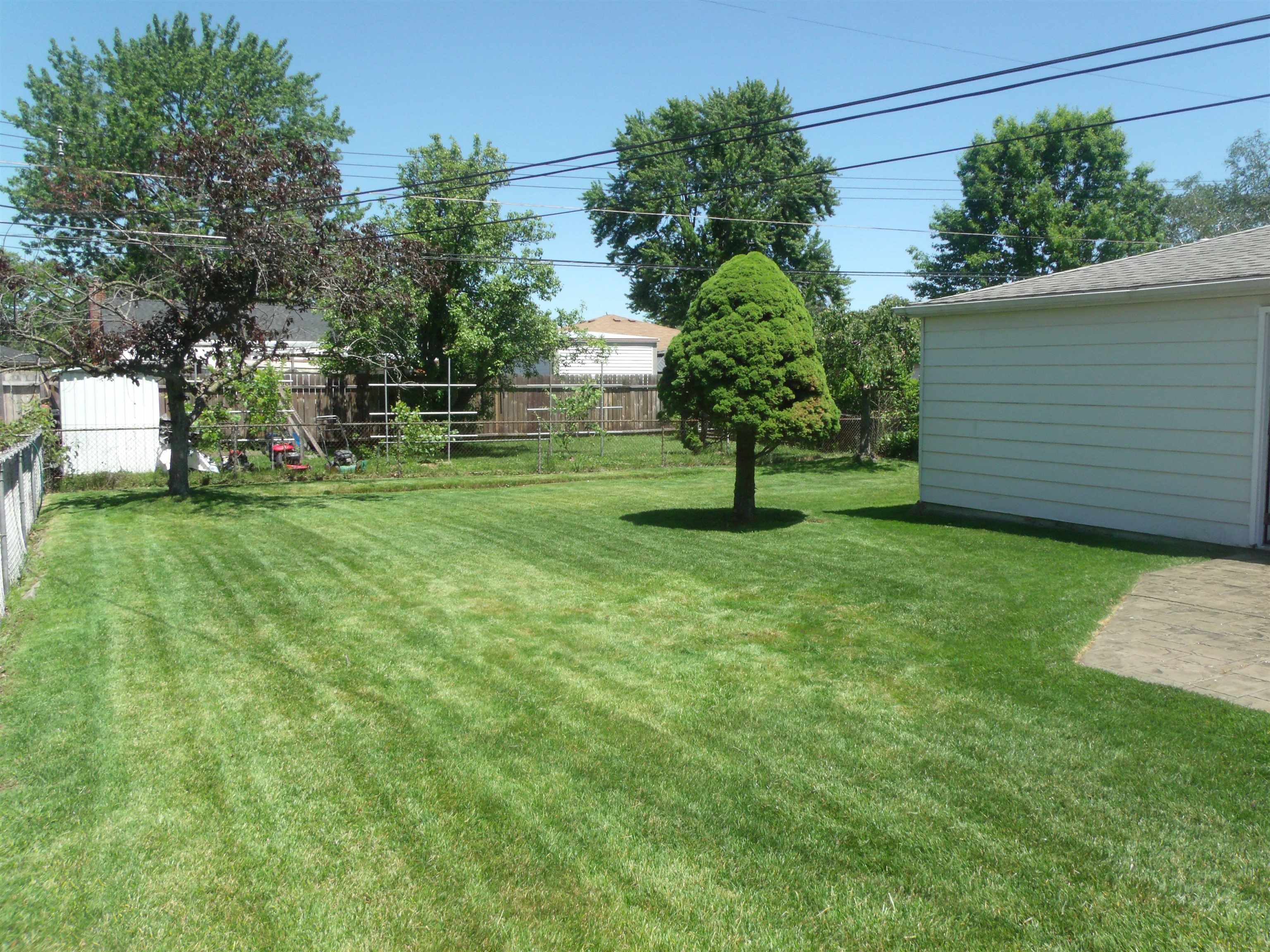 8467 Darlene Street Property Photo 9