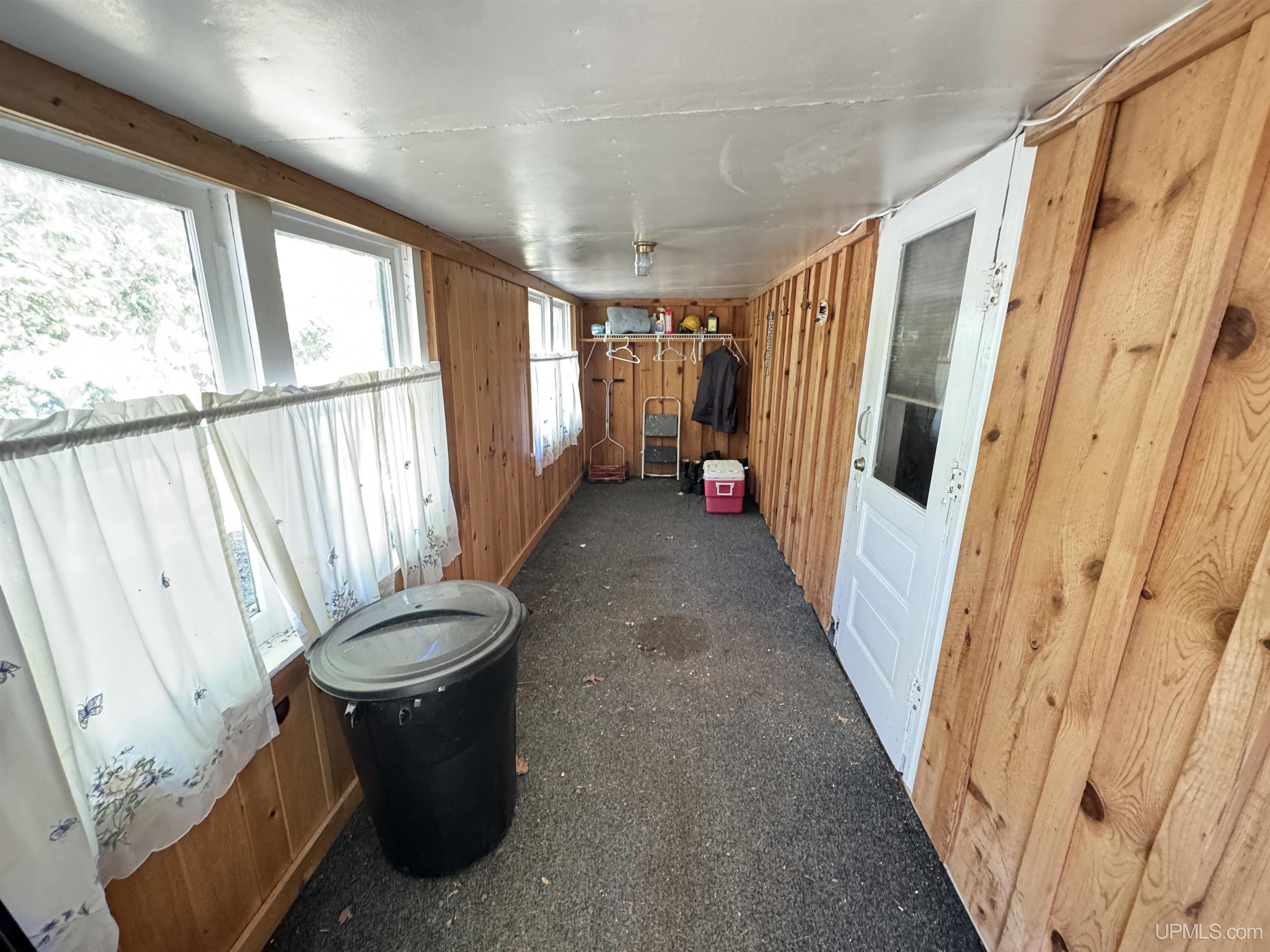508 Oak Street Property Photo 3