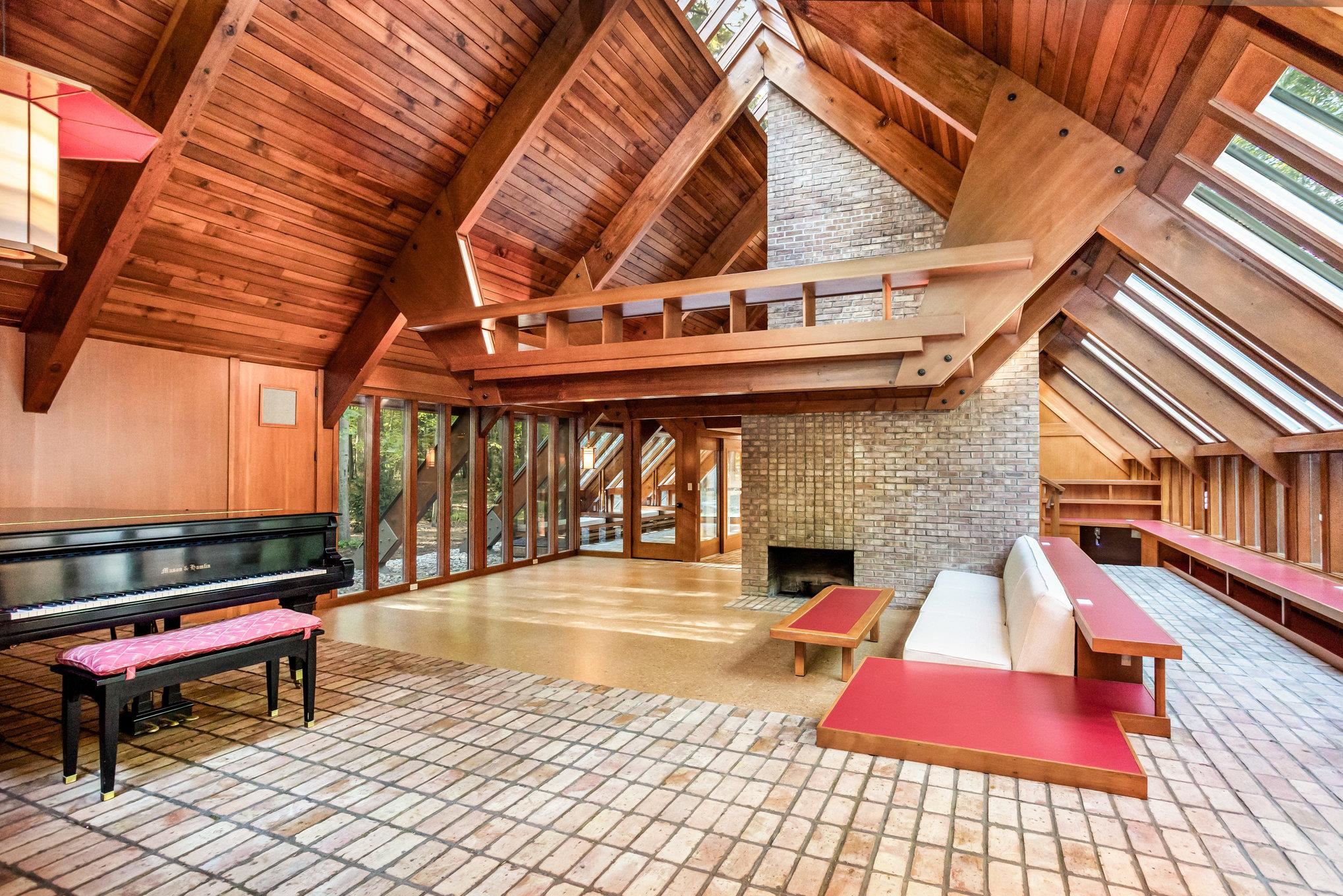 11 Snowfield Court Property Photo 6