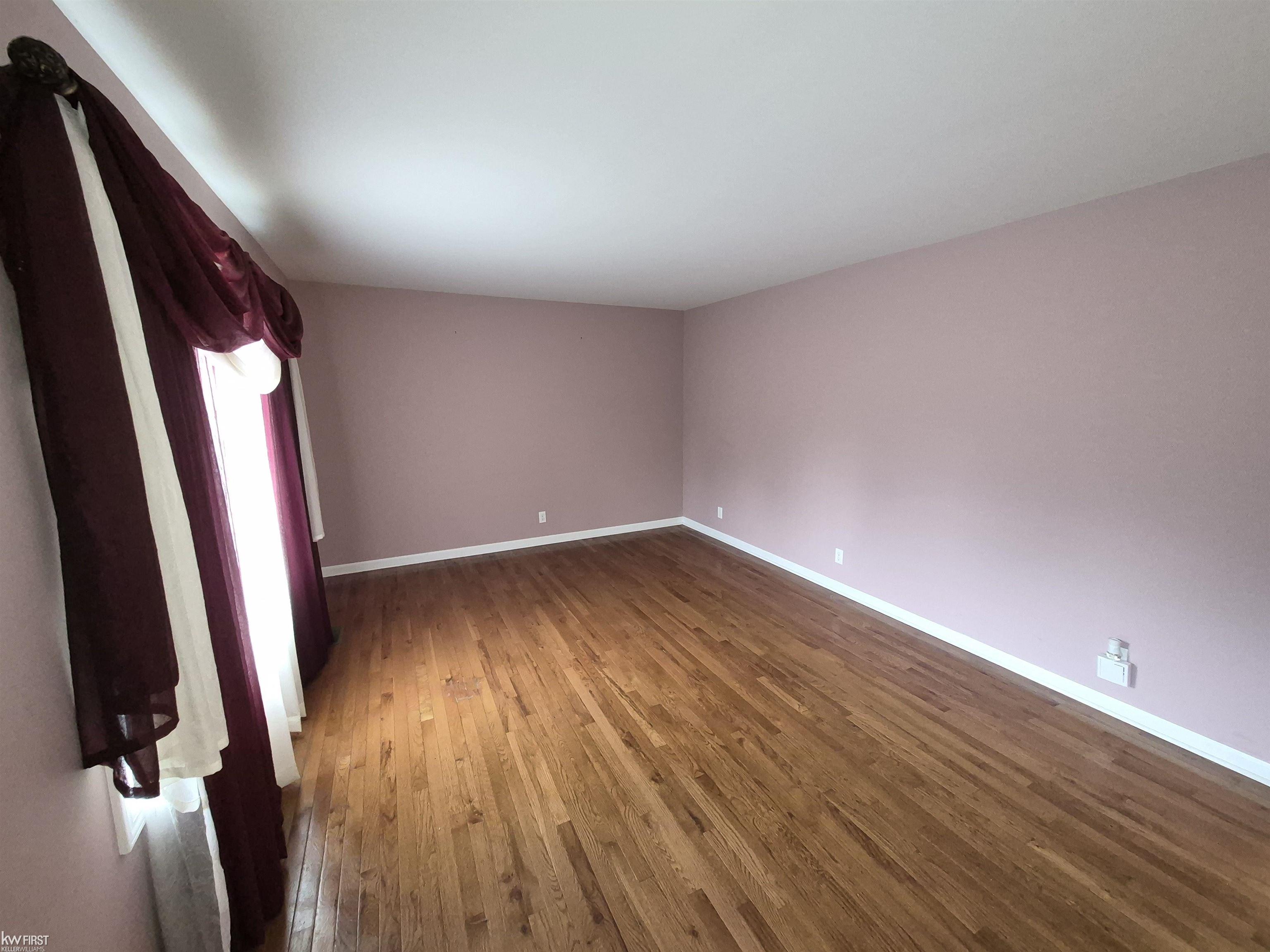 1282 Arrowhead Drive Property Photo 5
