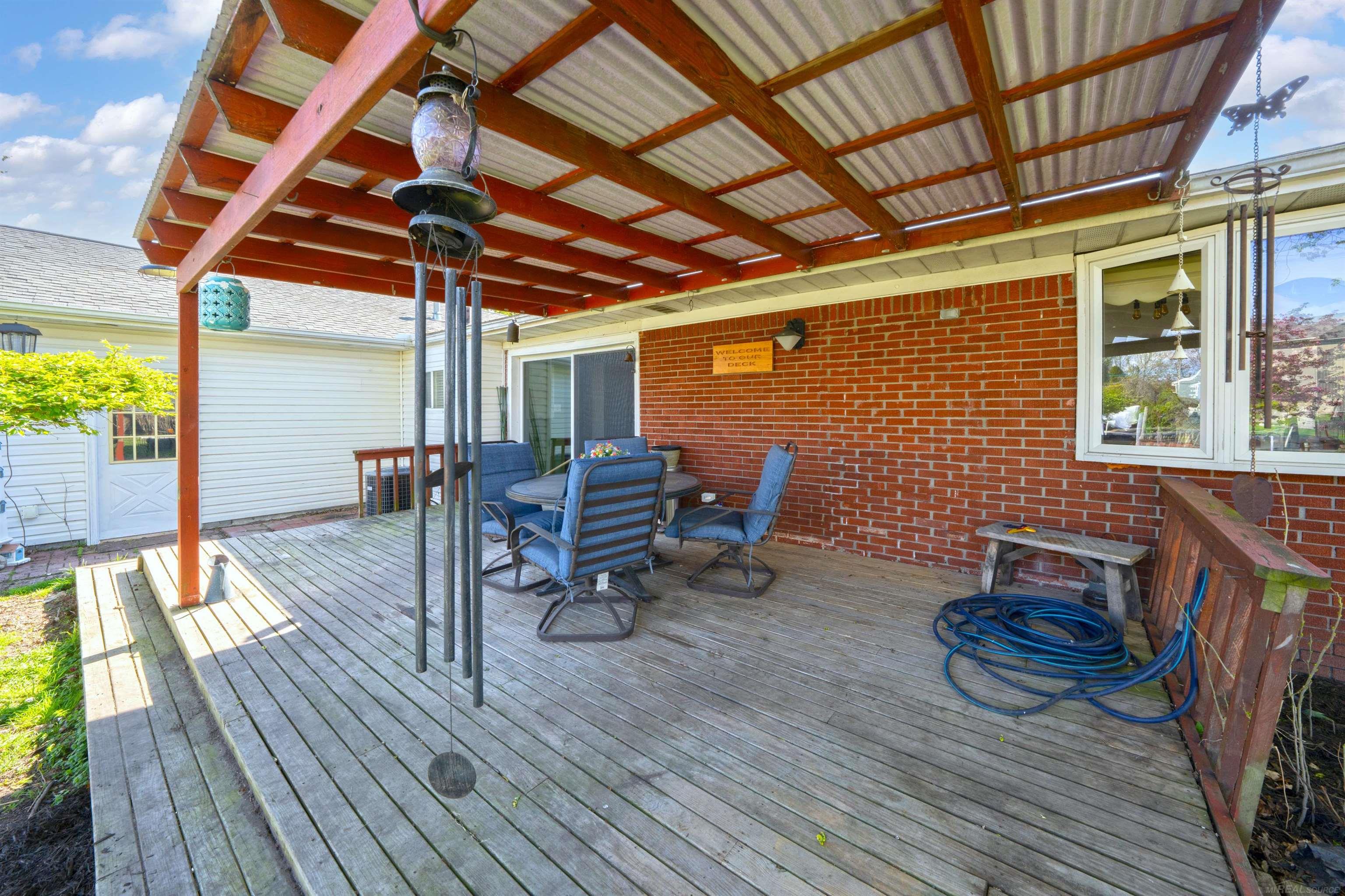 46891 Roselane Drive Property Photo 15