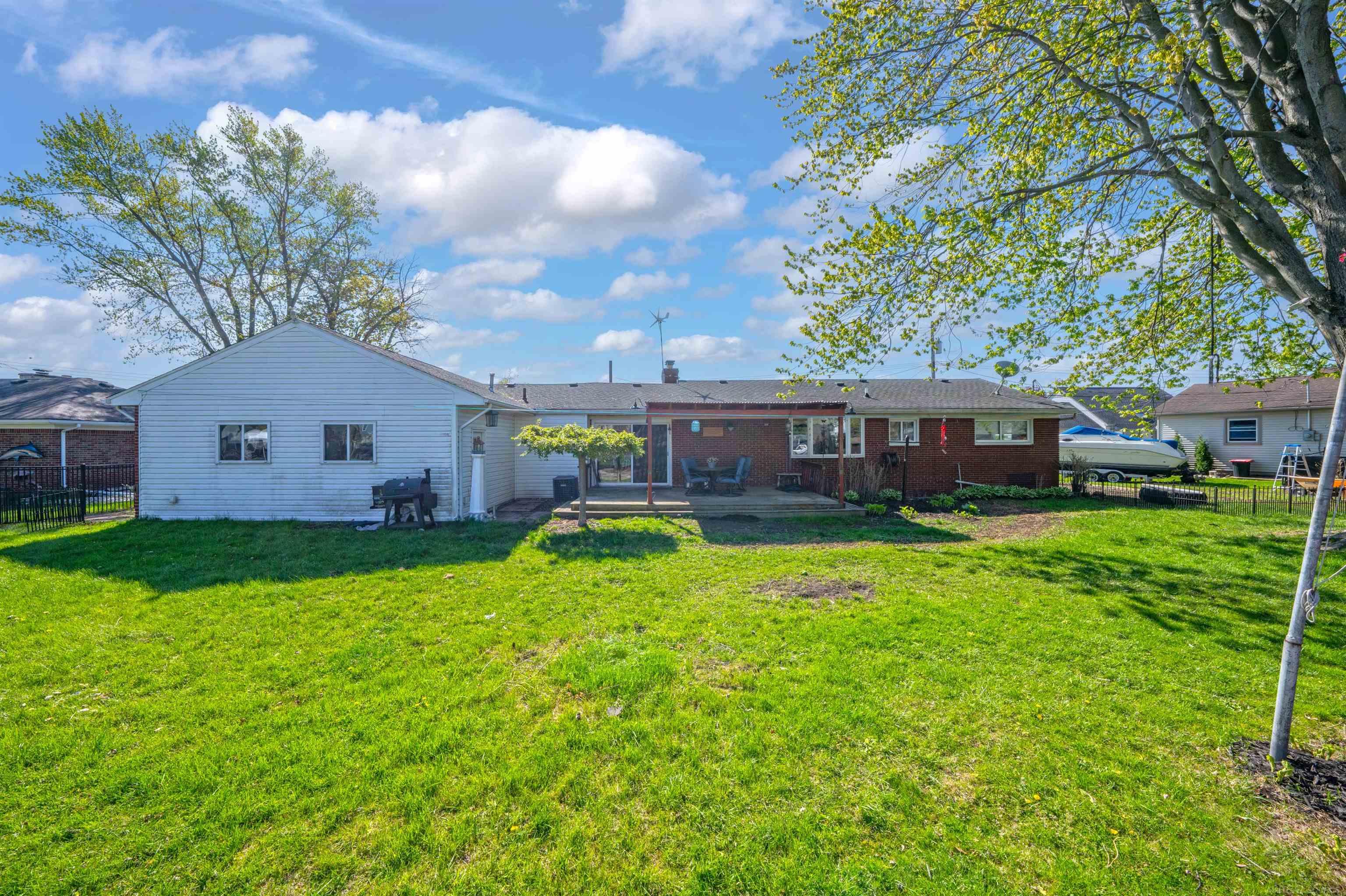 46891 Roselane Drive Property Photo 22