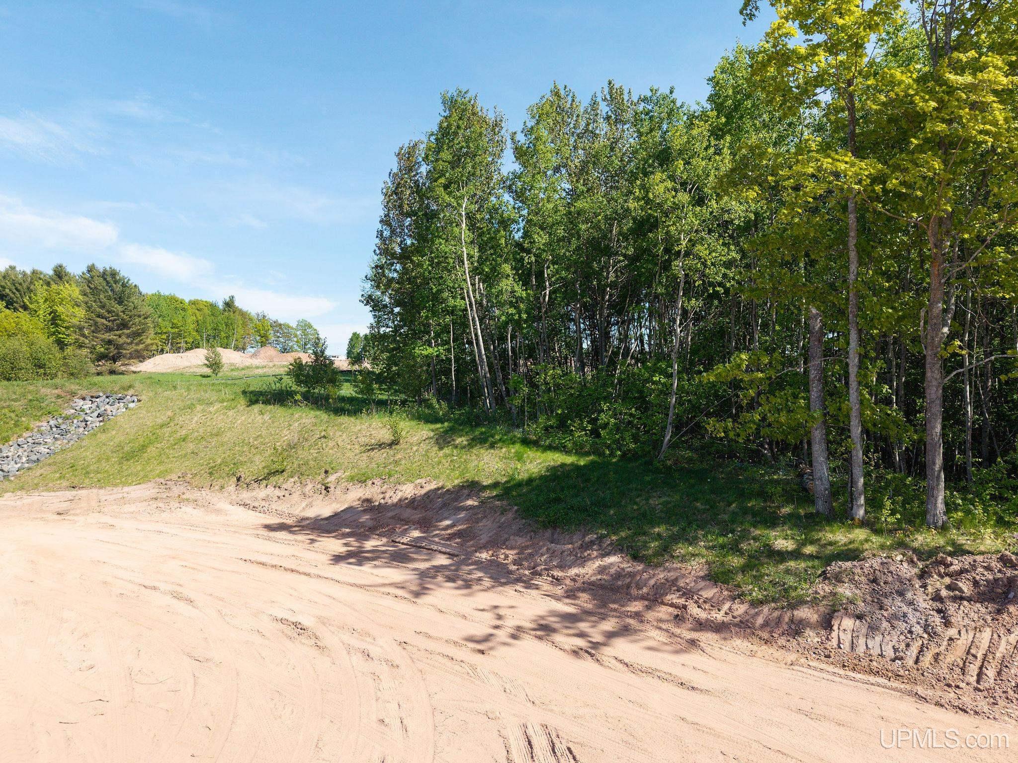 Tbd Commerce Drive Property Photo 21