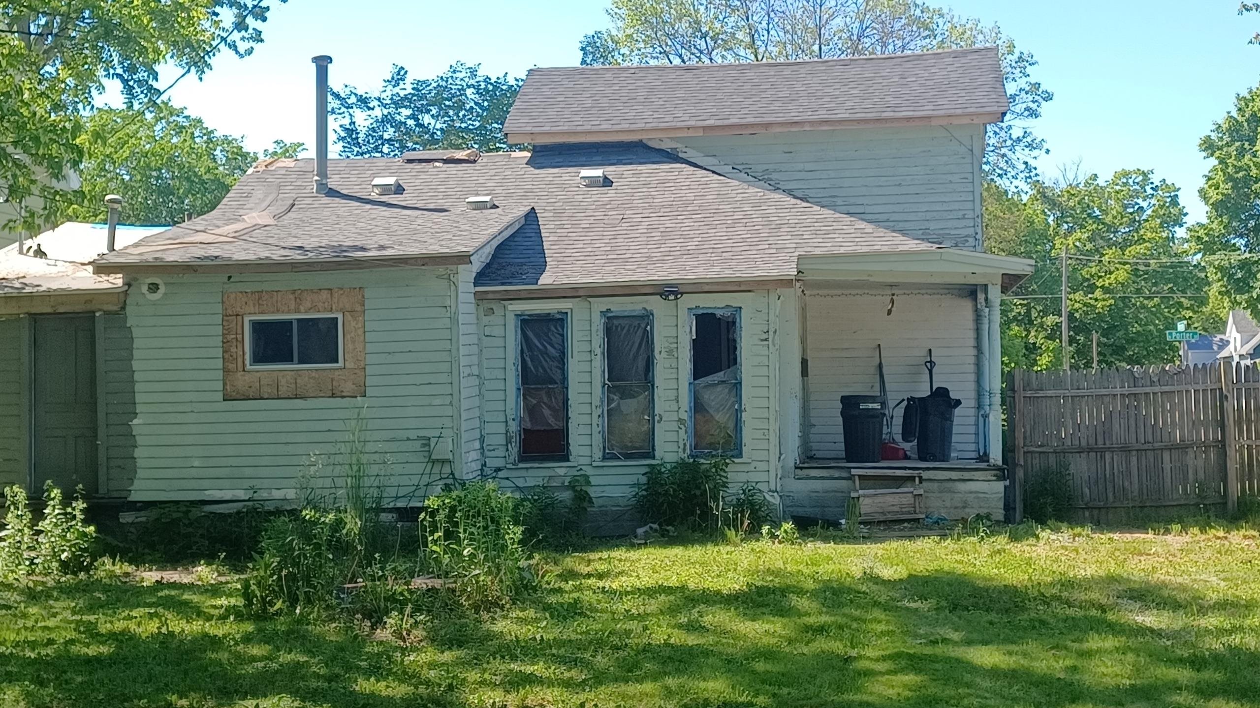 921 Monroe Street Property Photo 3