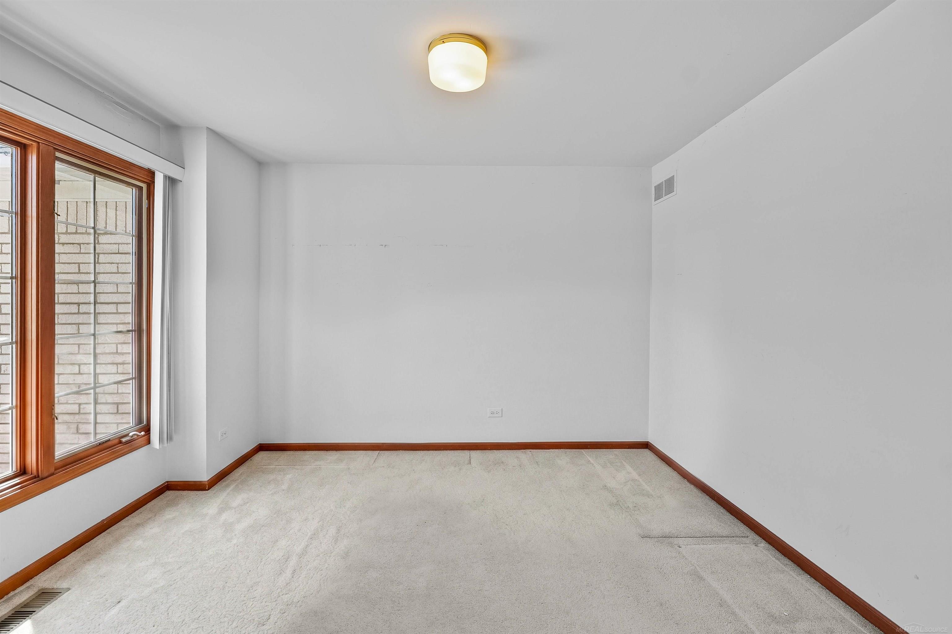 46325 Glen Eagle Drive Property Photo 15