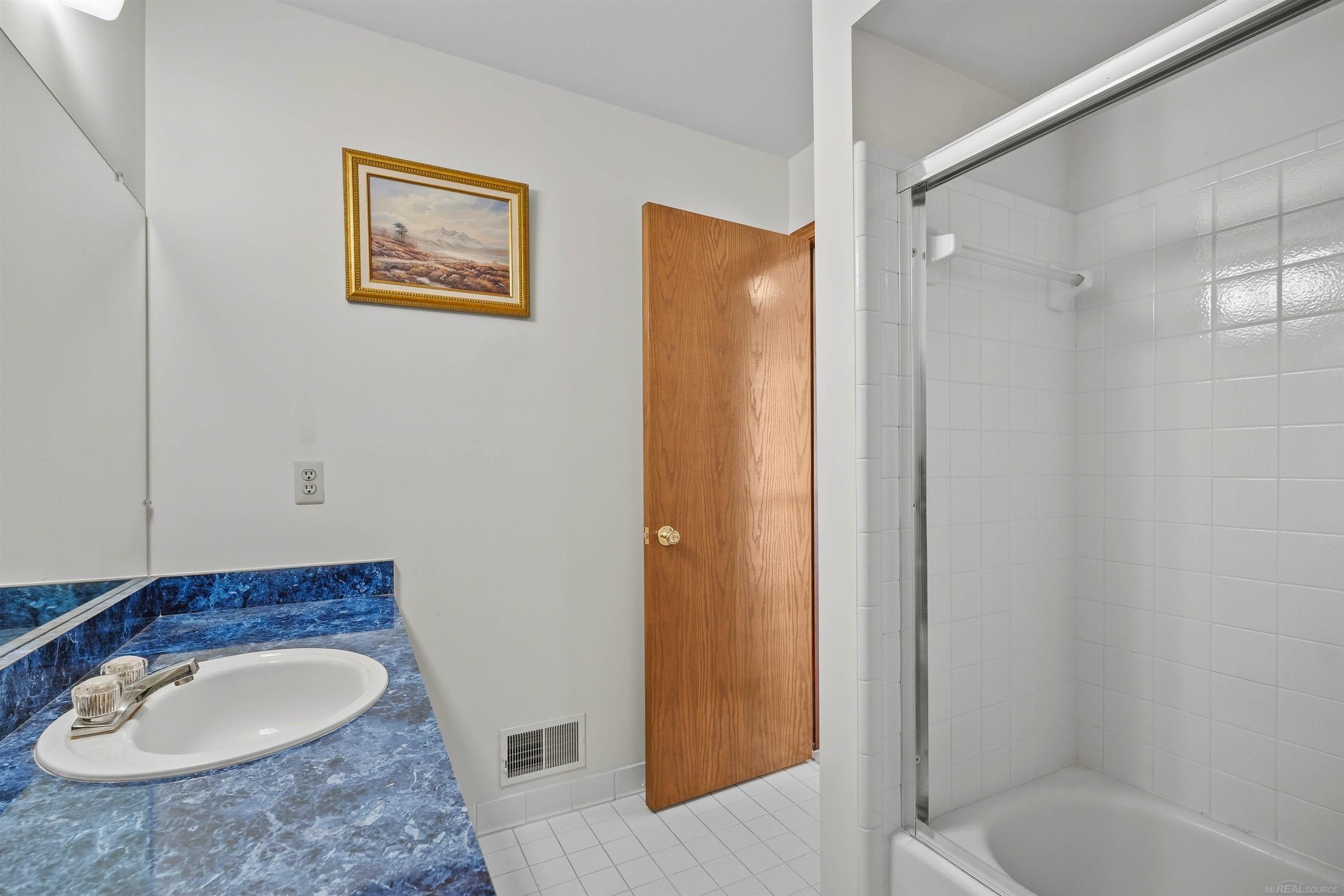 46325 Glen Eagle Drive Property Photo 22